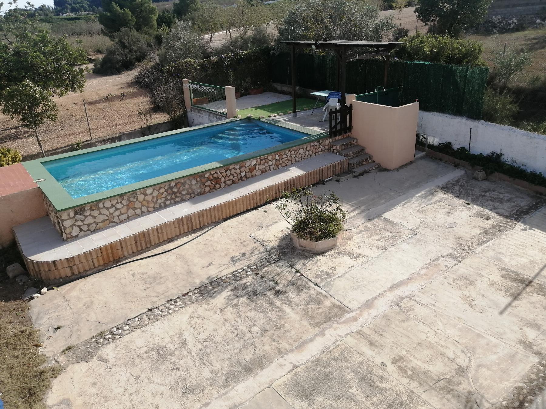 For sale of chalet in Chiva