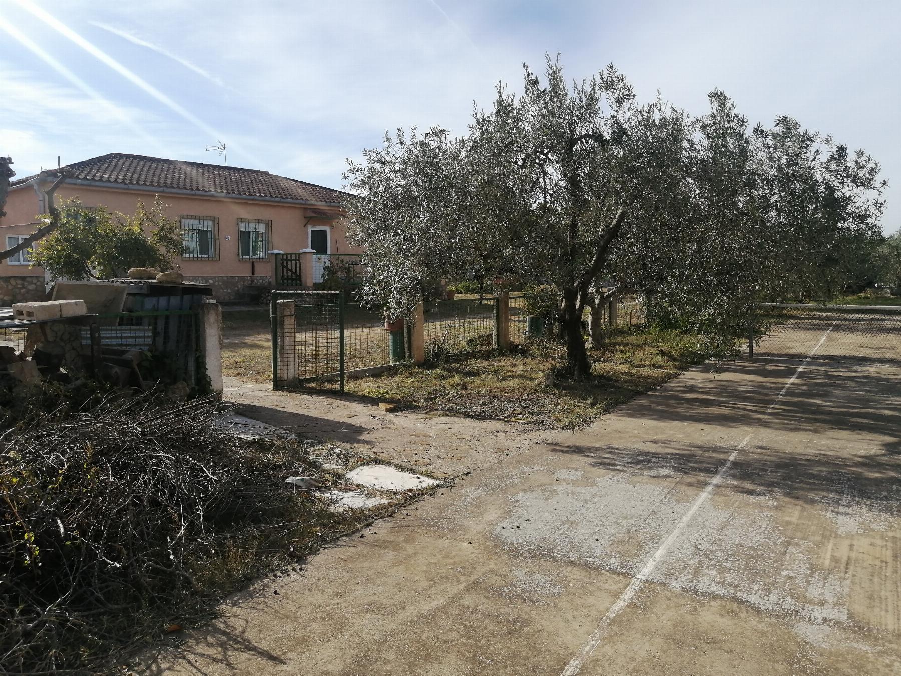 For sale of chalet in Chiva