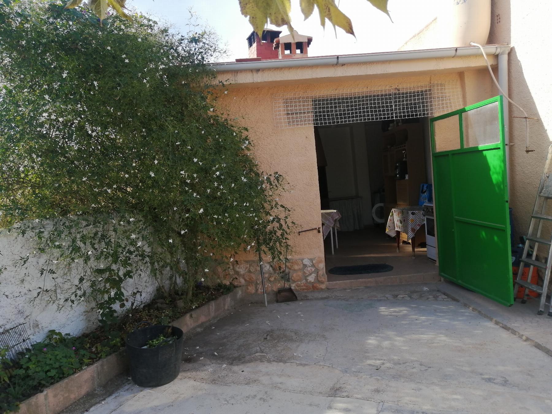 For sale of chalet in Chiva
