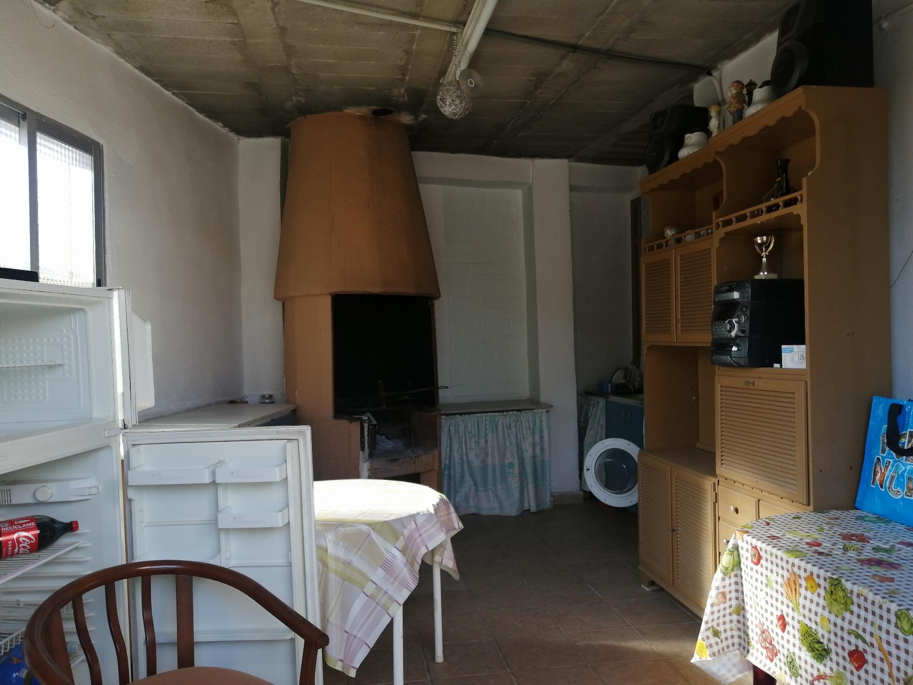 For sale of chalet in Chiva