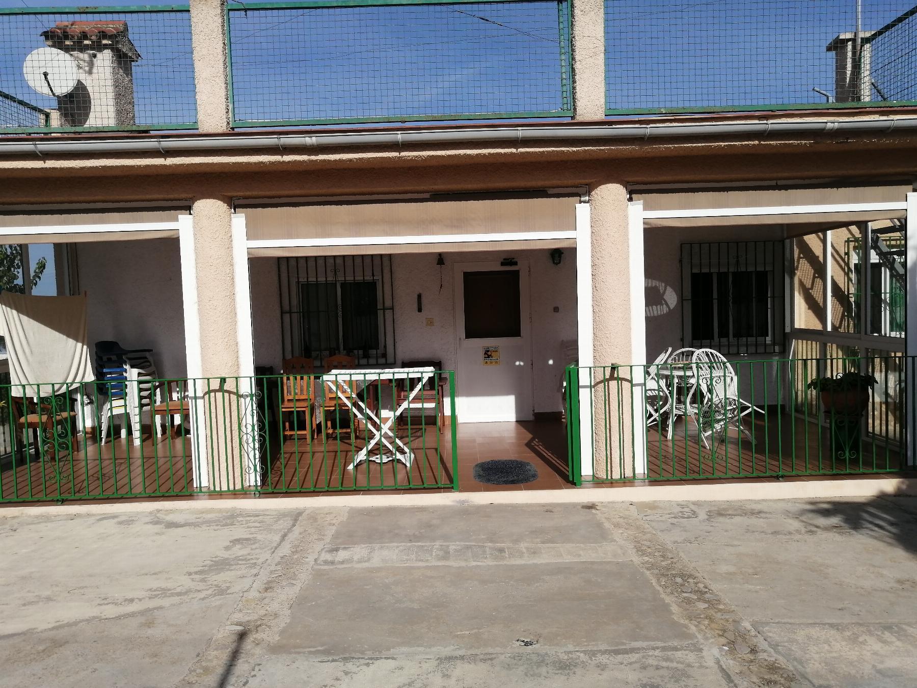 For sale of chalet in Chiva