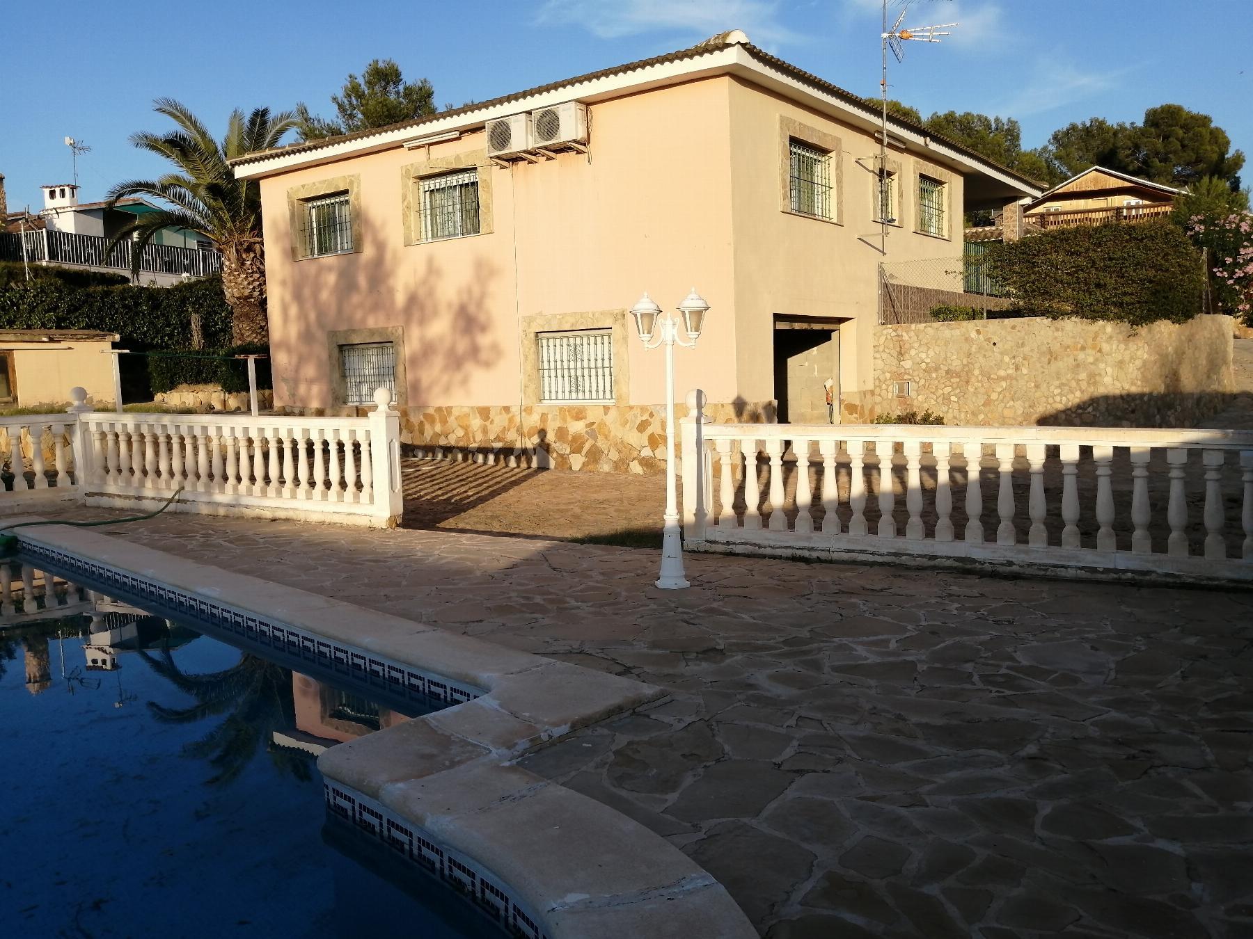 Venta de chalet en Cheste