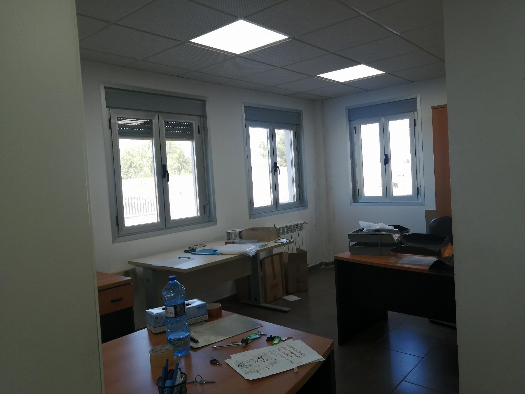 For rent of industrial plant/warehouse in Cheste