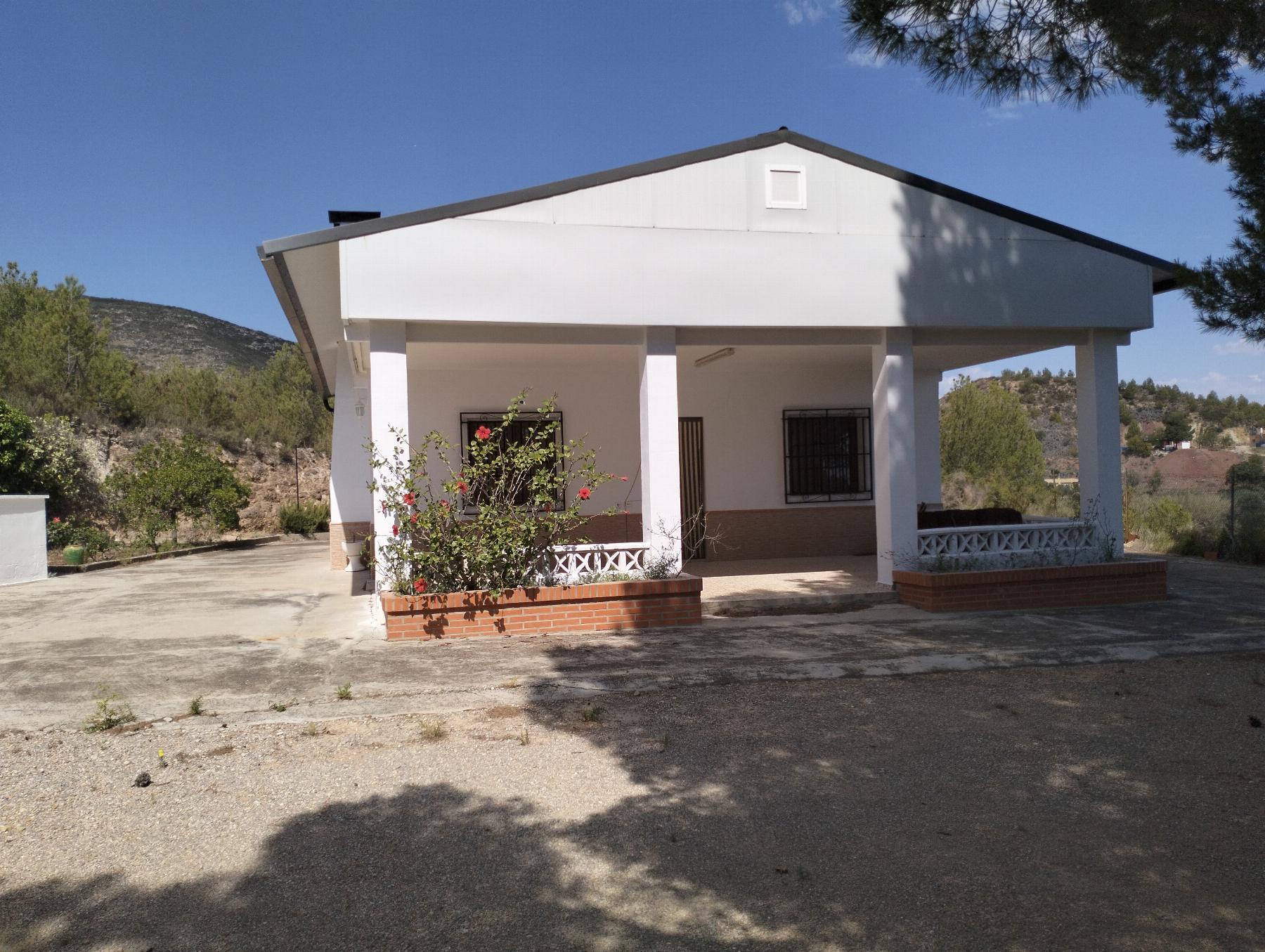 Venta de chalet en Chiva