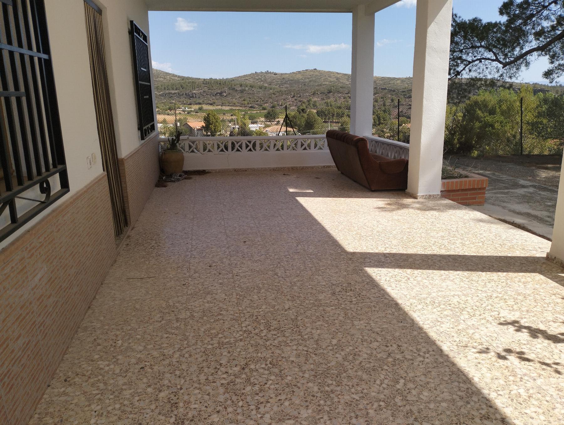 Venta de chalet en Chiva
