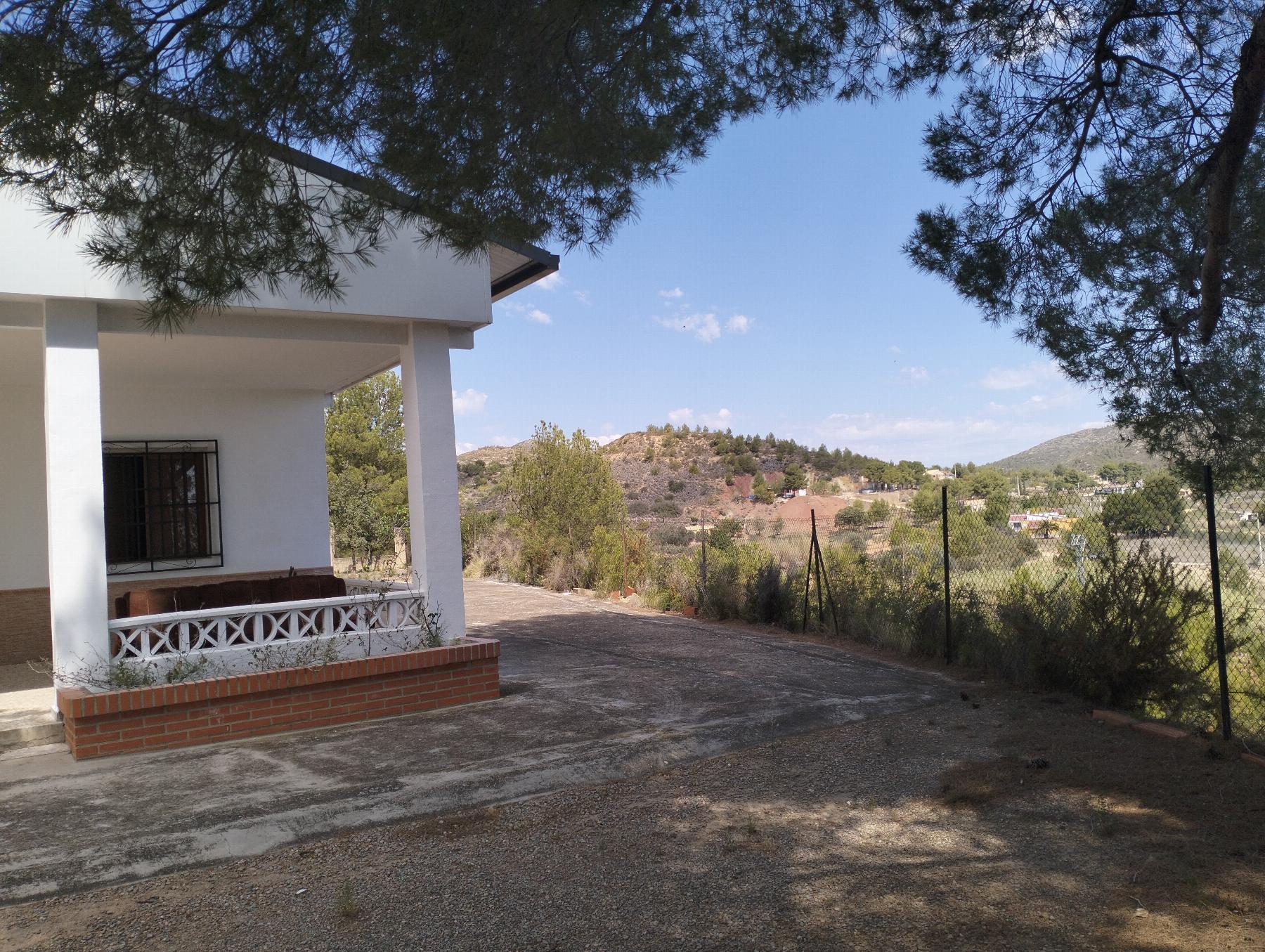 Venta de chalet en Chiva