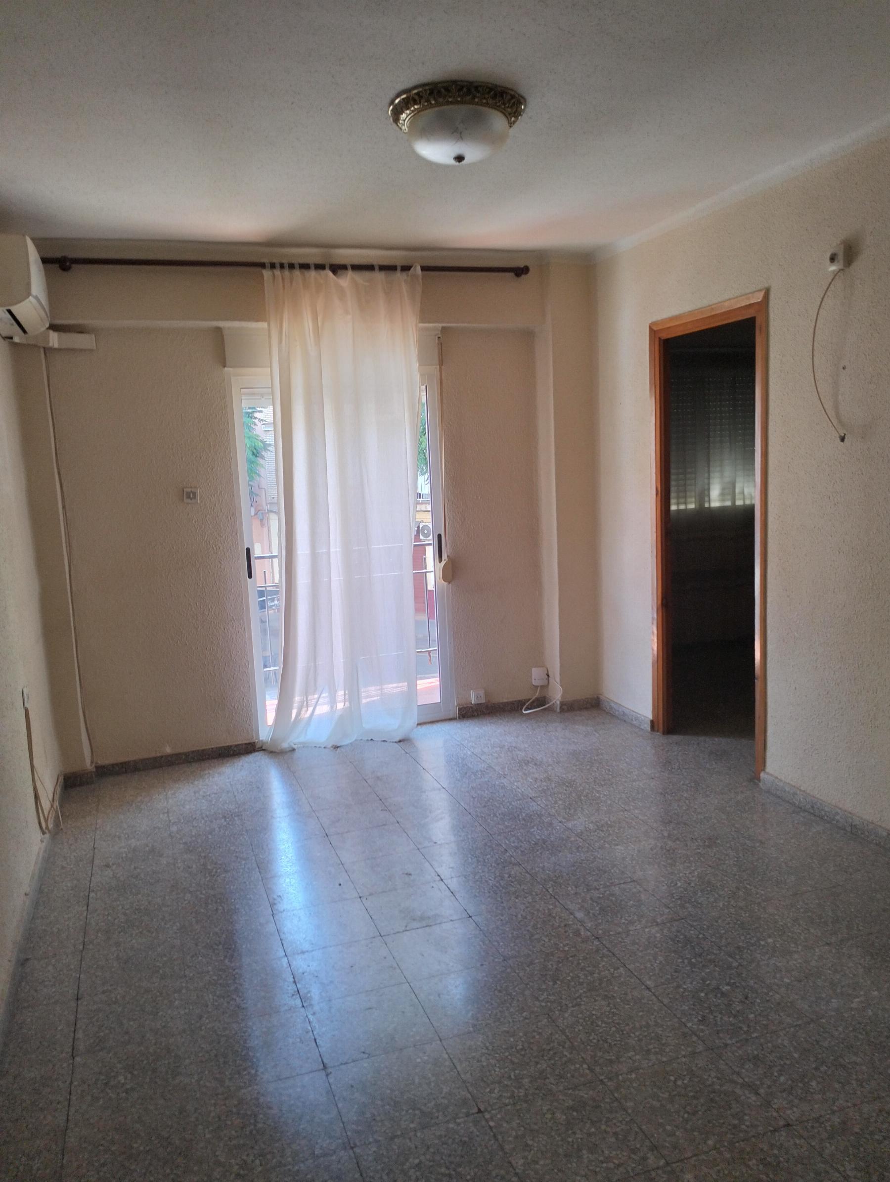 For sale of flat in Cheste