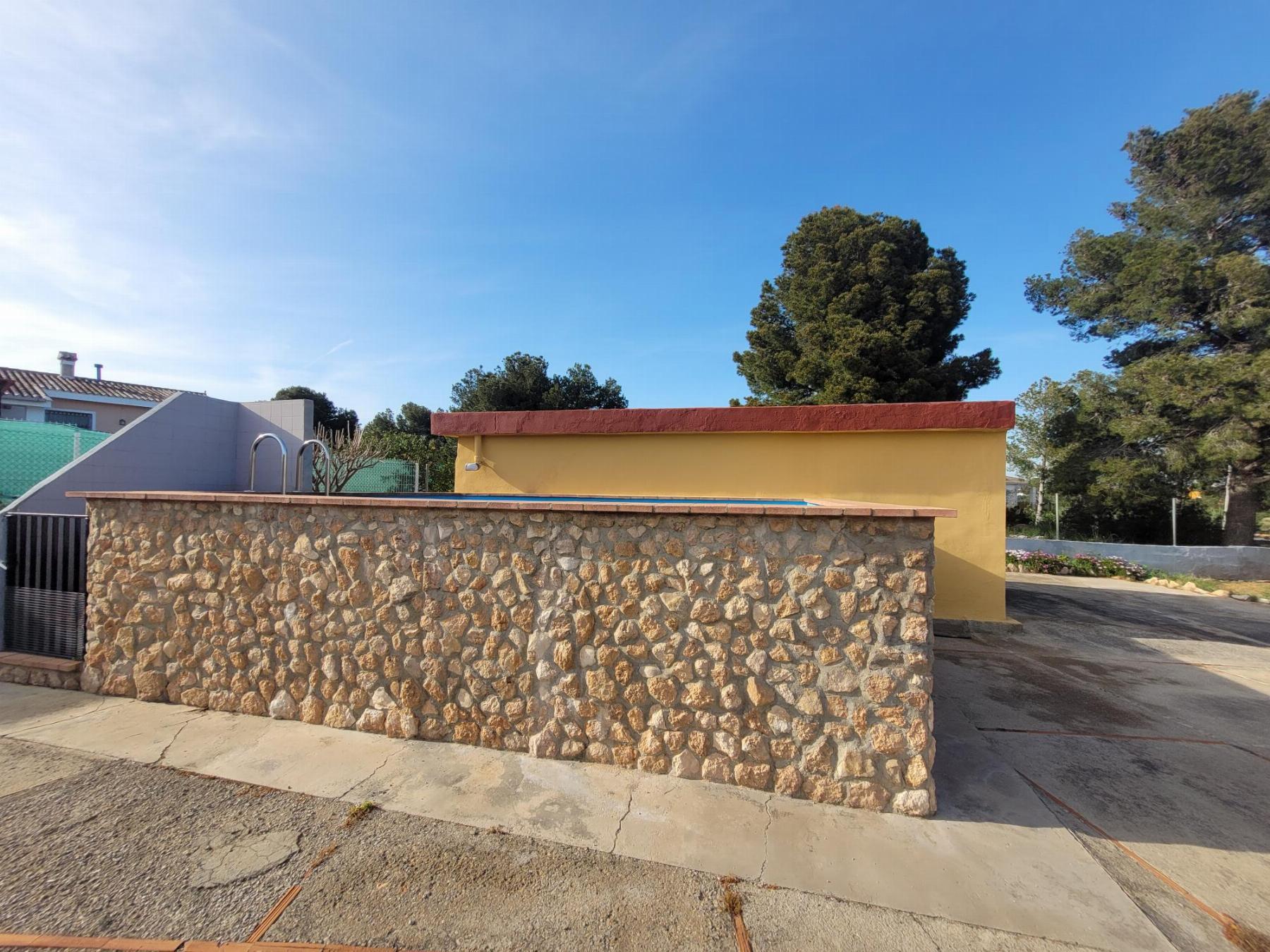 For sale of chalet in Cheste