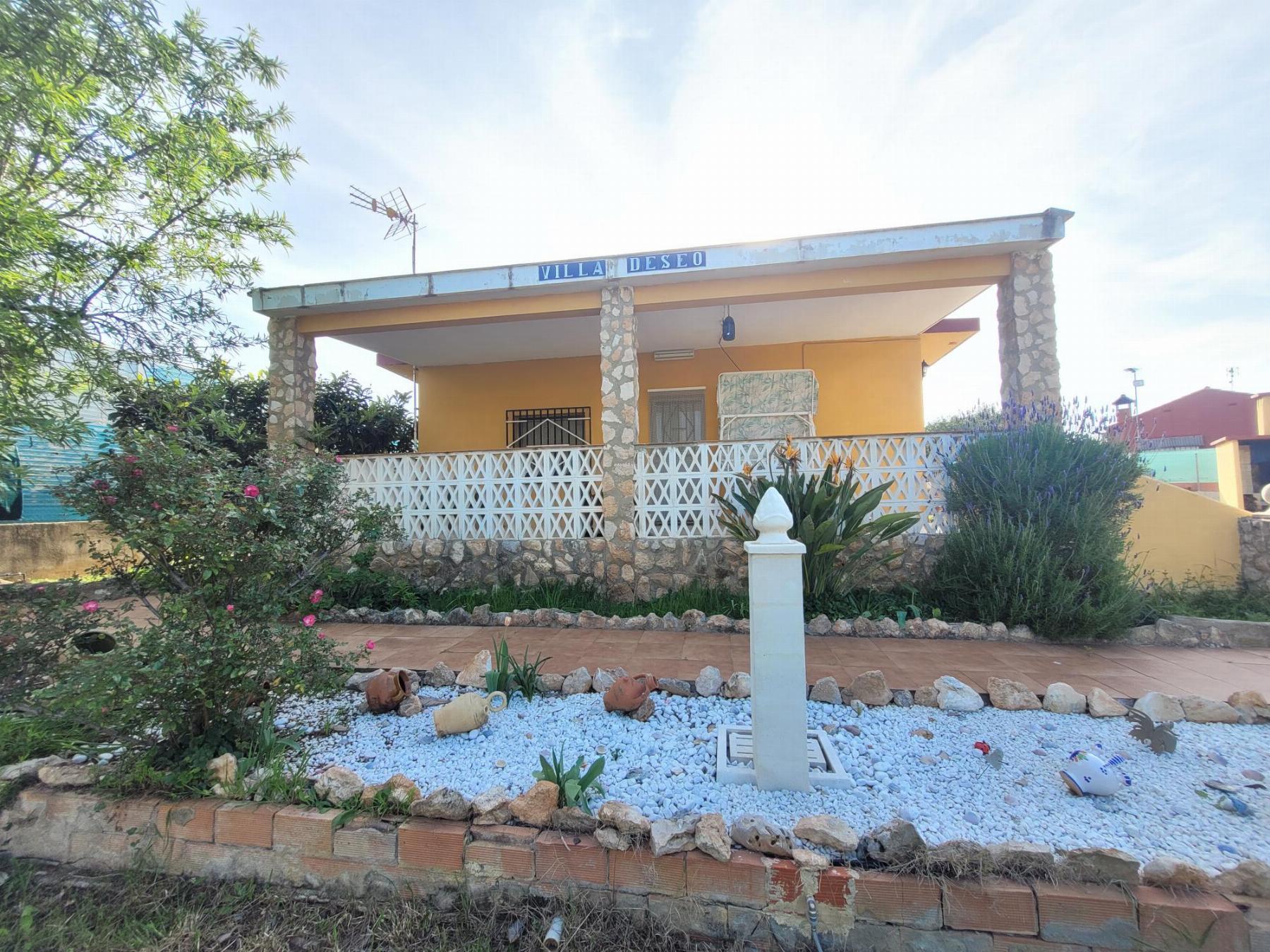For sale of chalet in Cheste