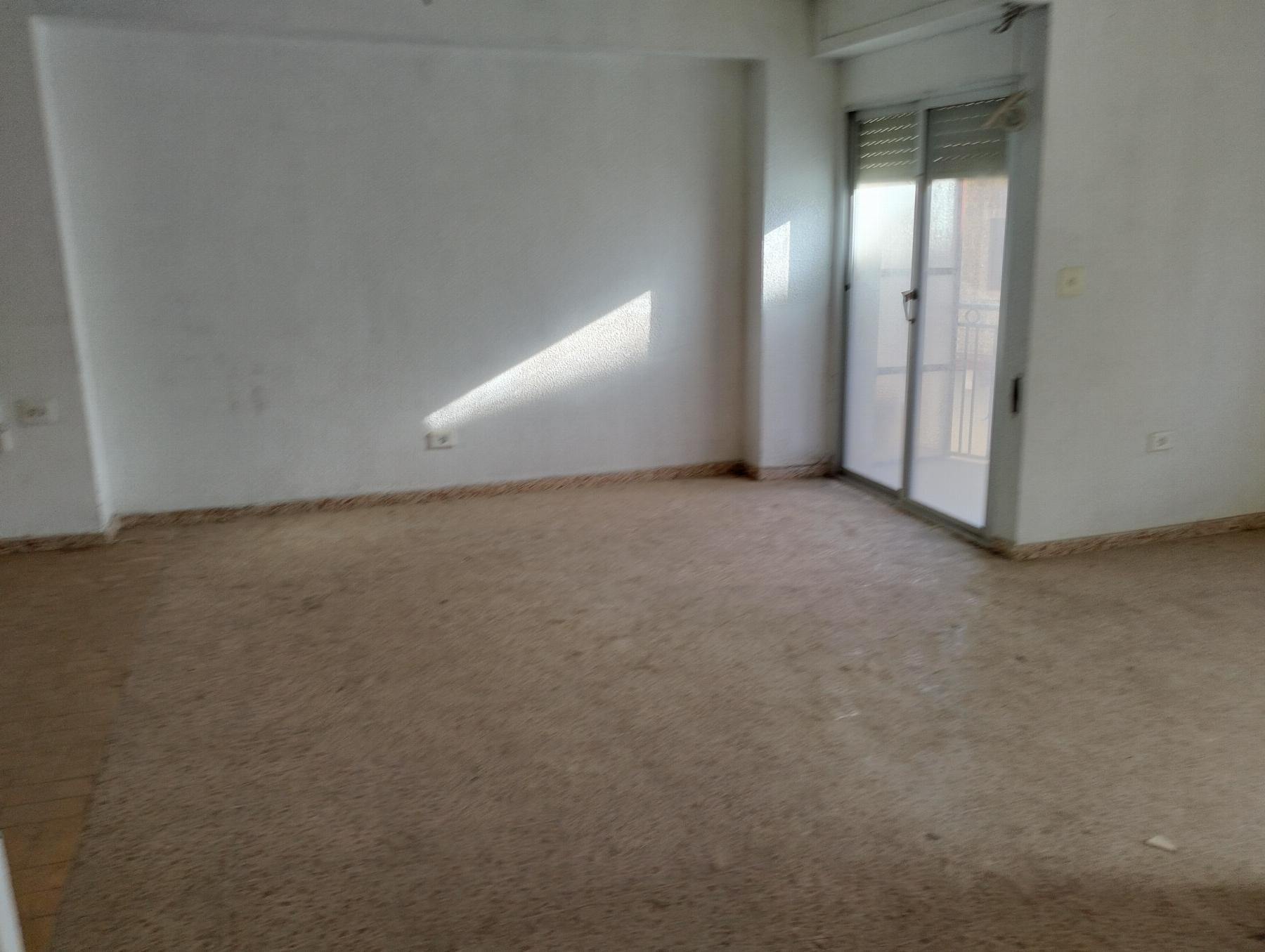 For sale of flat in Cheste