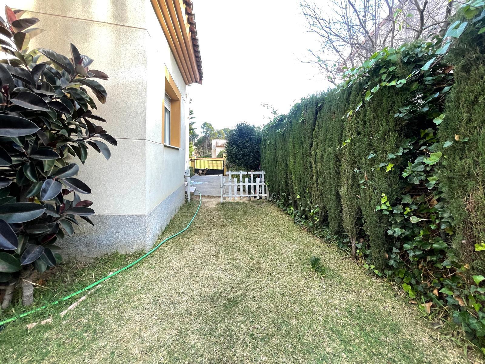 Venta de chalet en Chiva