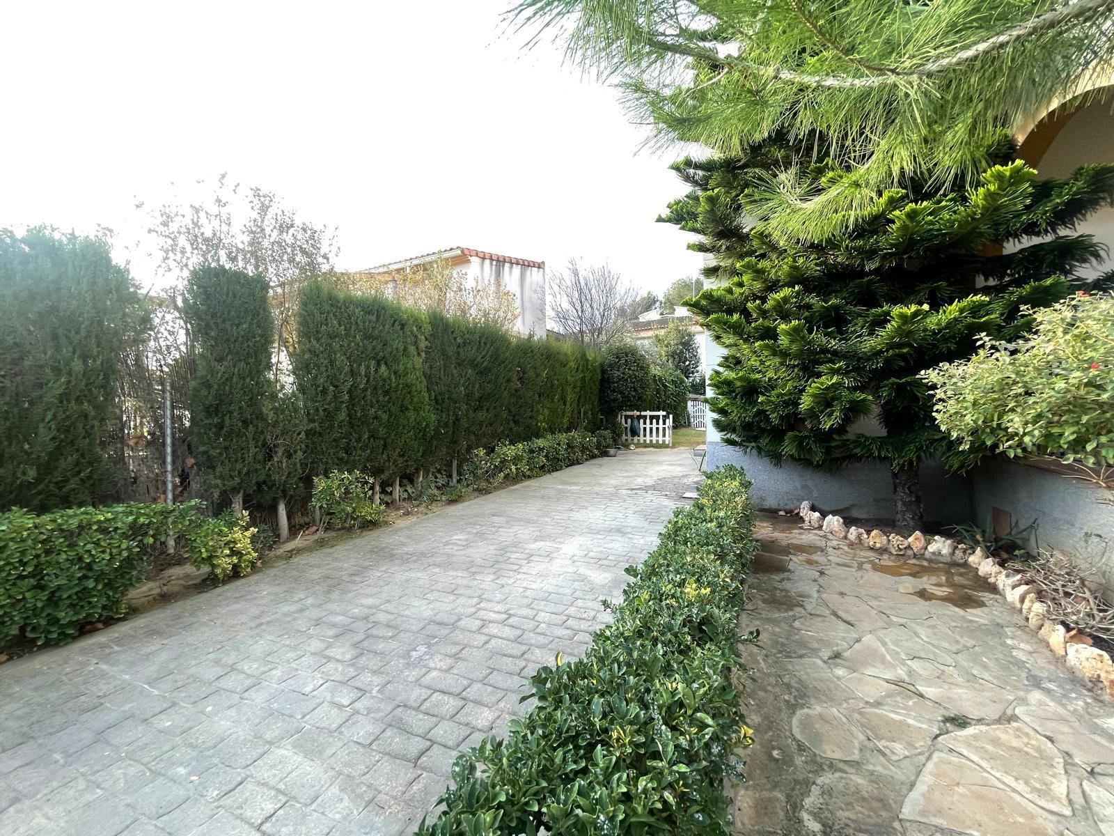 Venta de chalet en Chiva