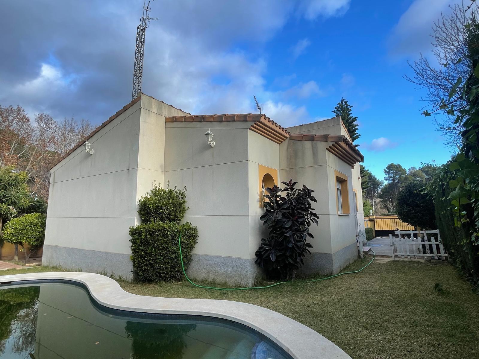 Venta de chalet en Chiva