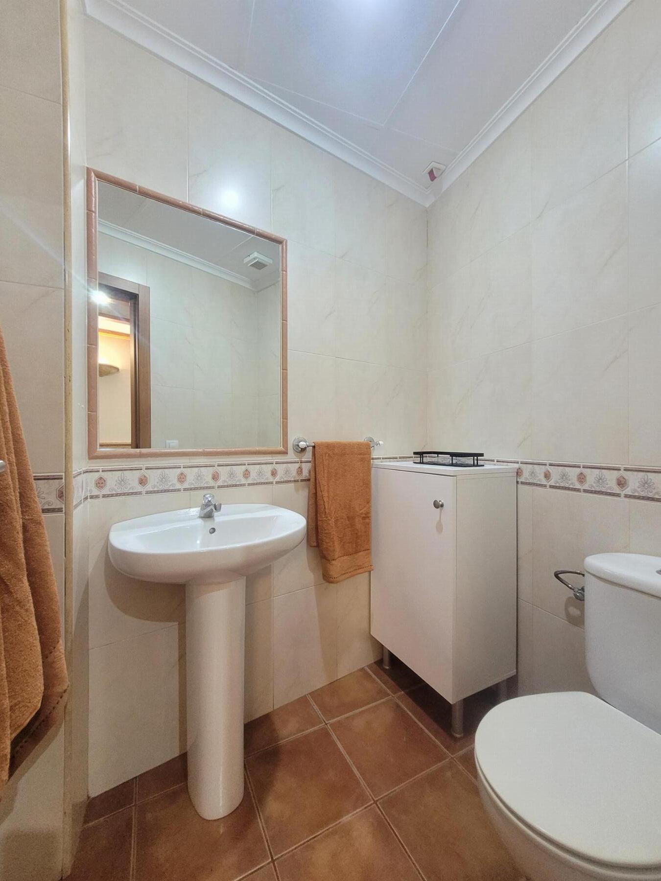 For rent of house in Cheste