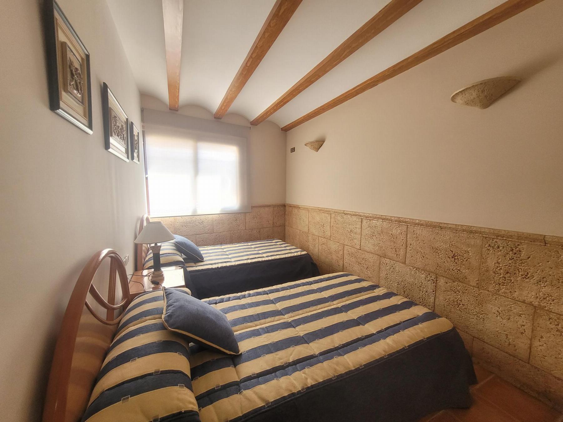 For rent of house in Cheste