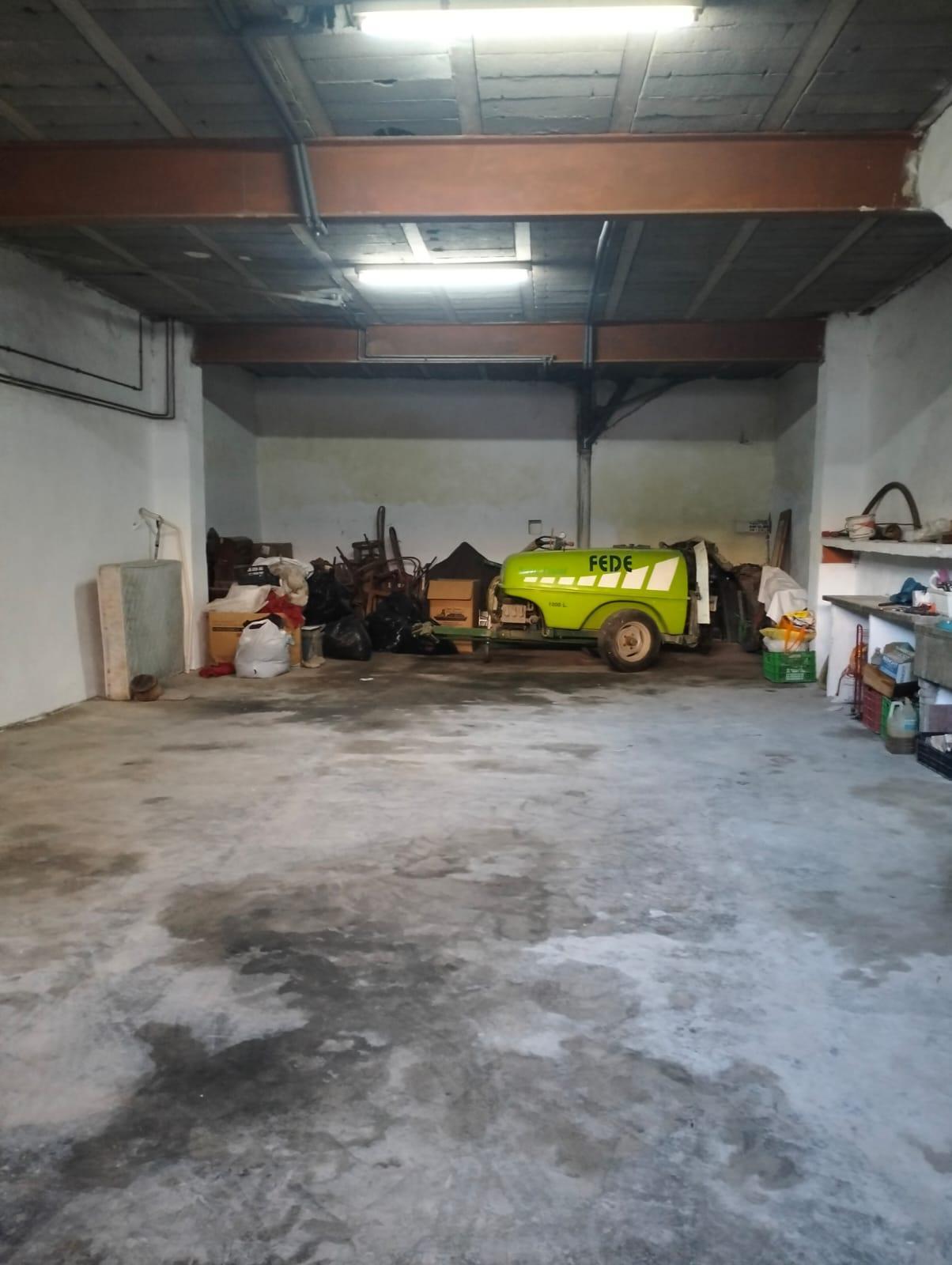 For sale of house in Chiva