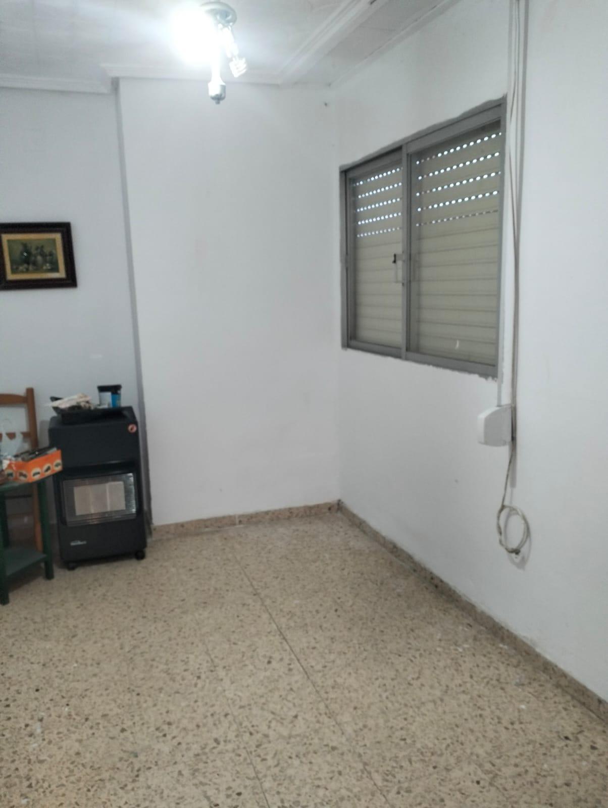 For sale of house in Chiva