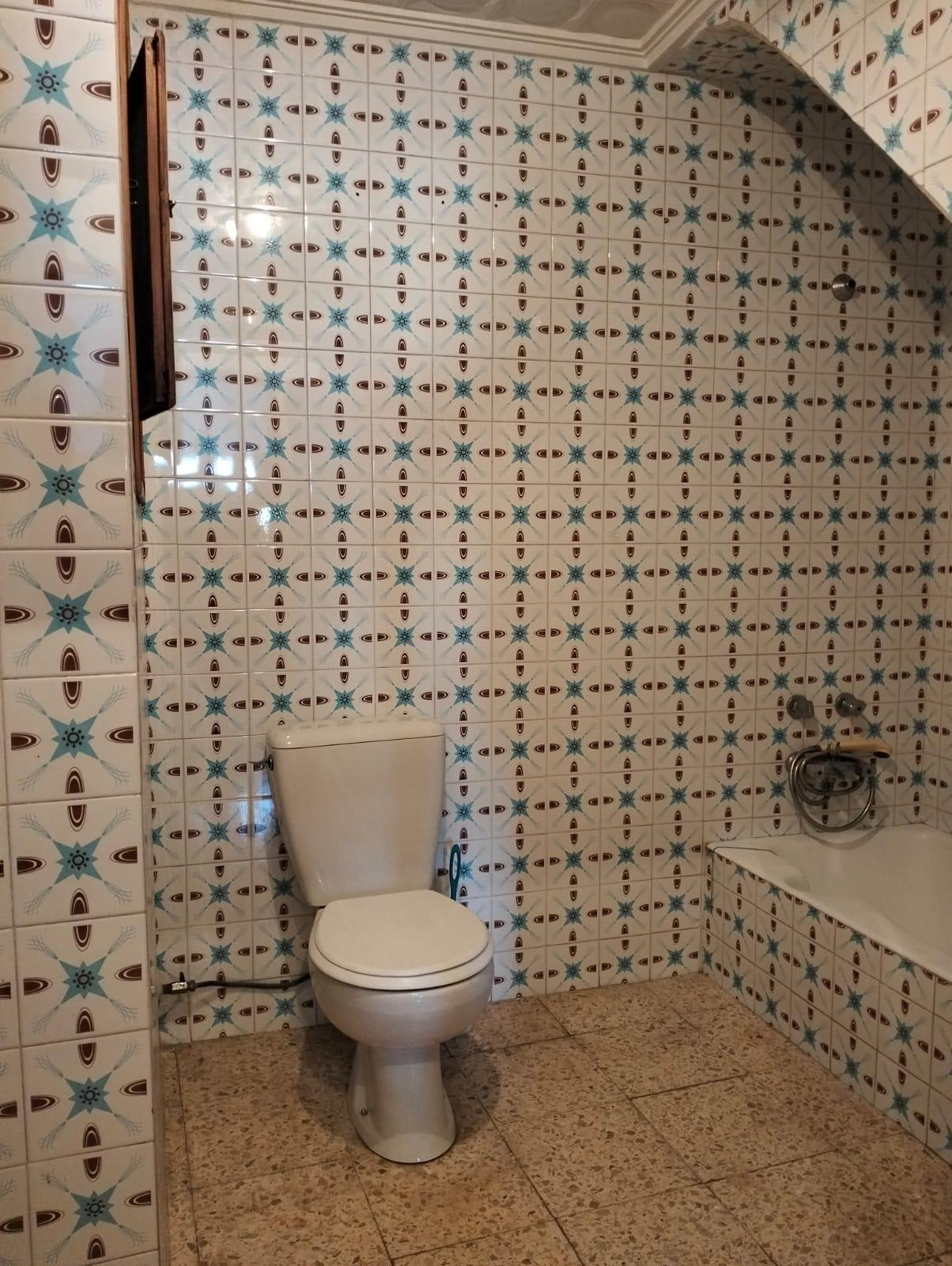 For sale of house in Chiva