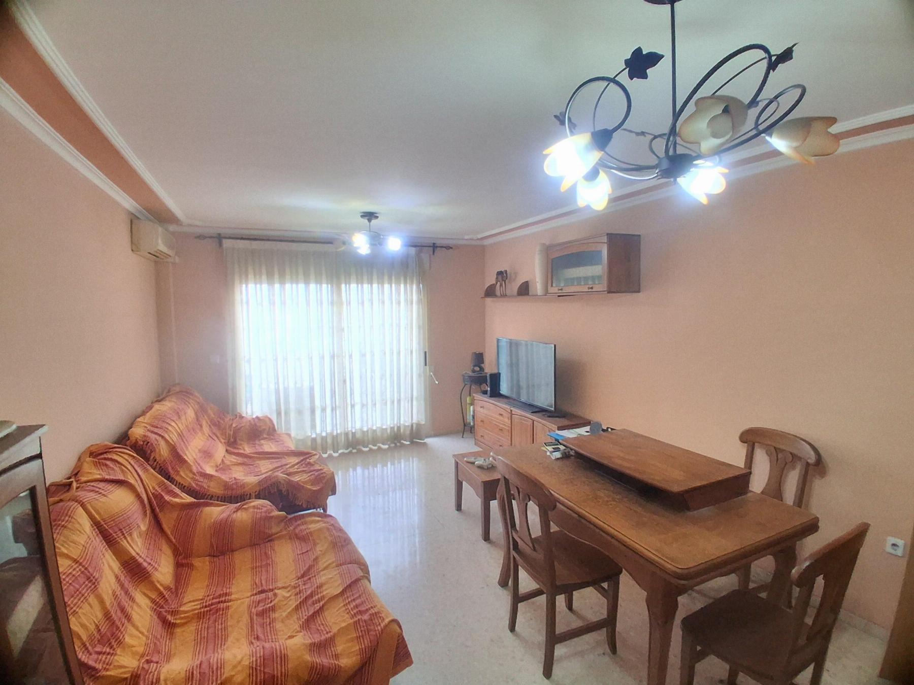 For sale of flat in Cheste