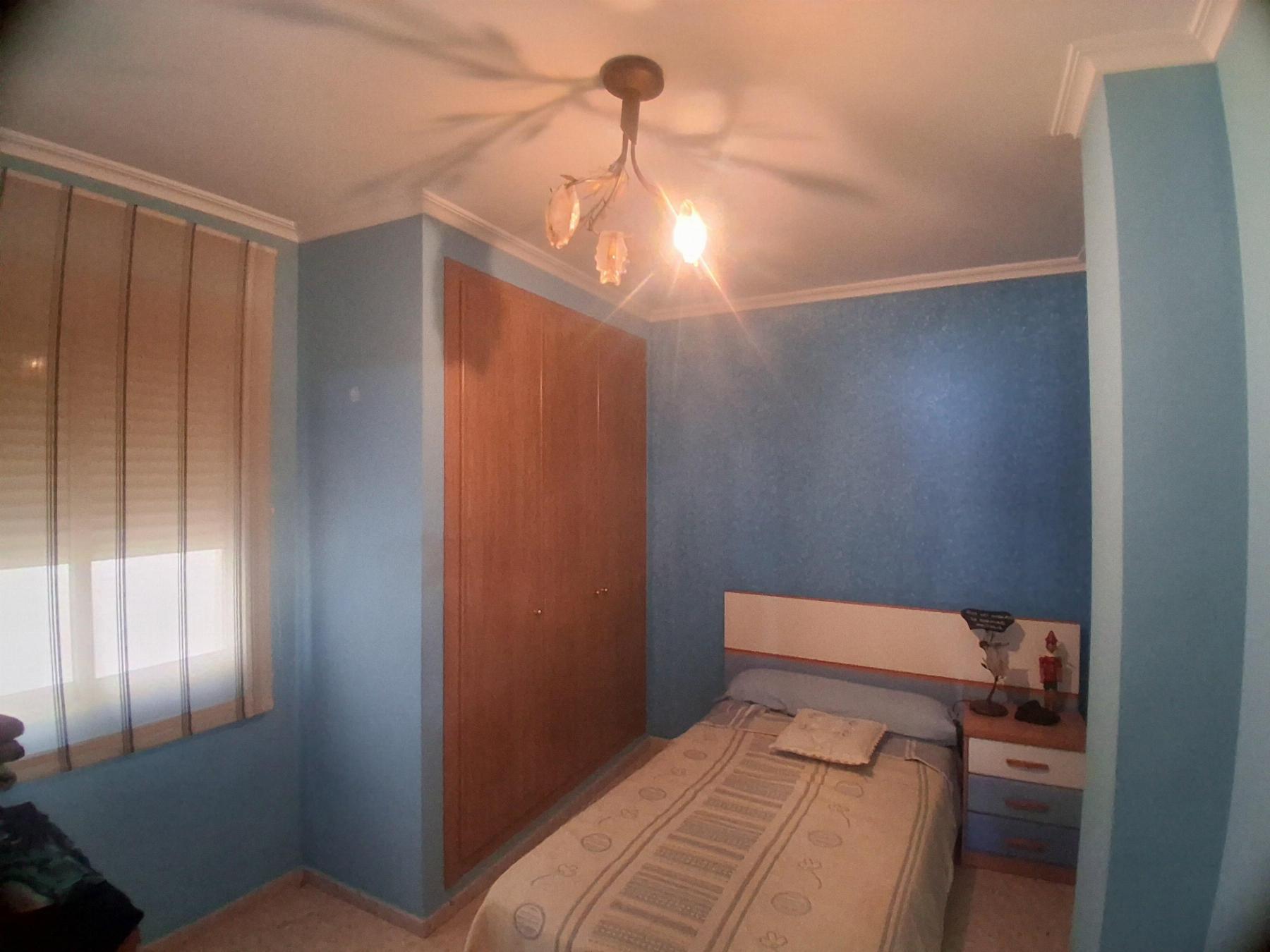 For sale of flat in Cheste