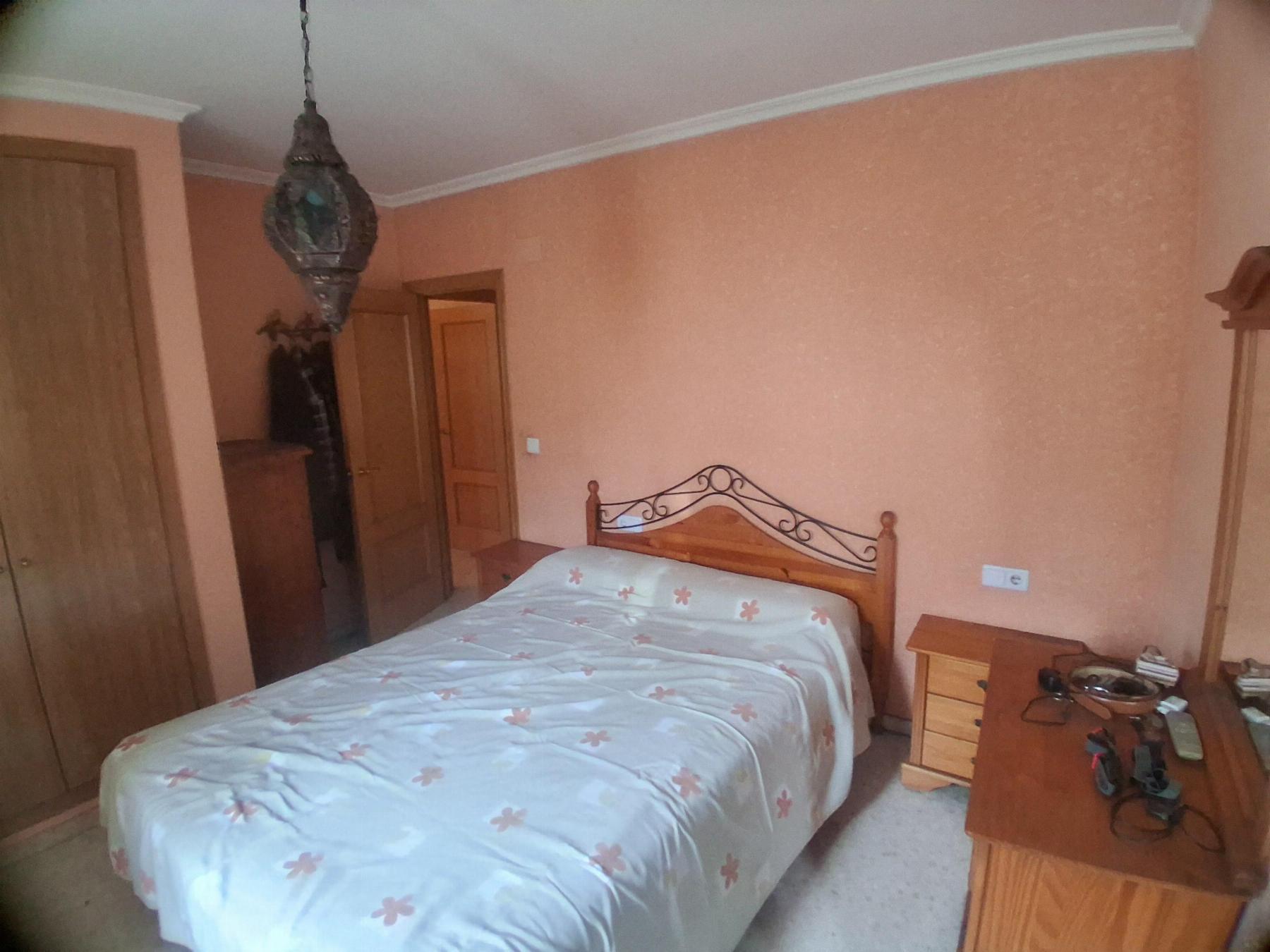 For sale of flat in Cheste