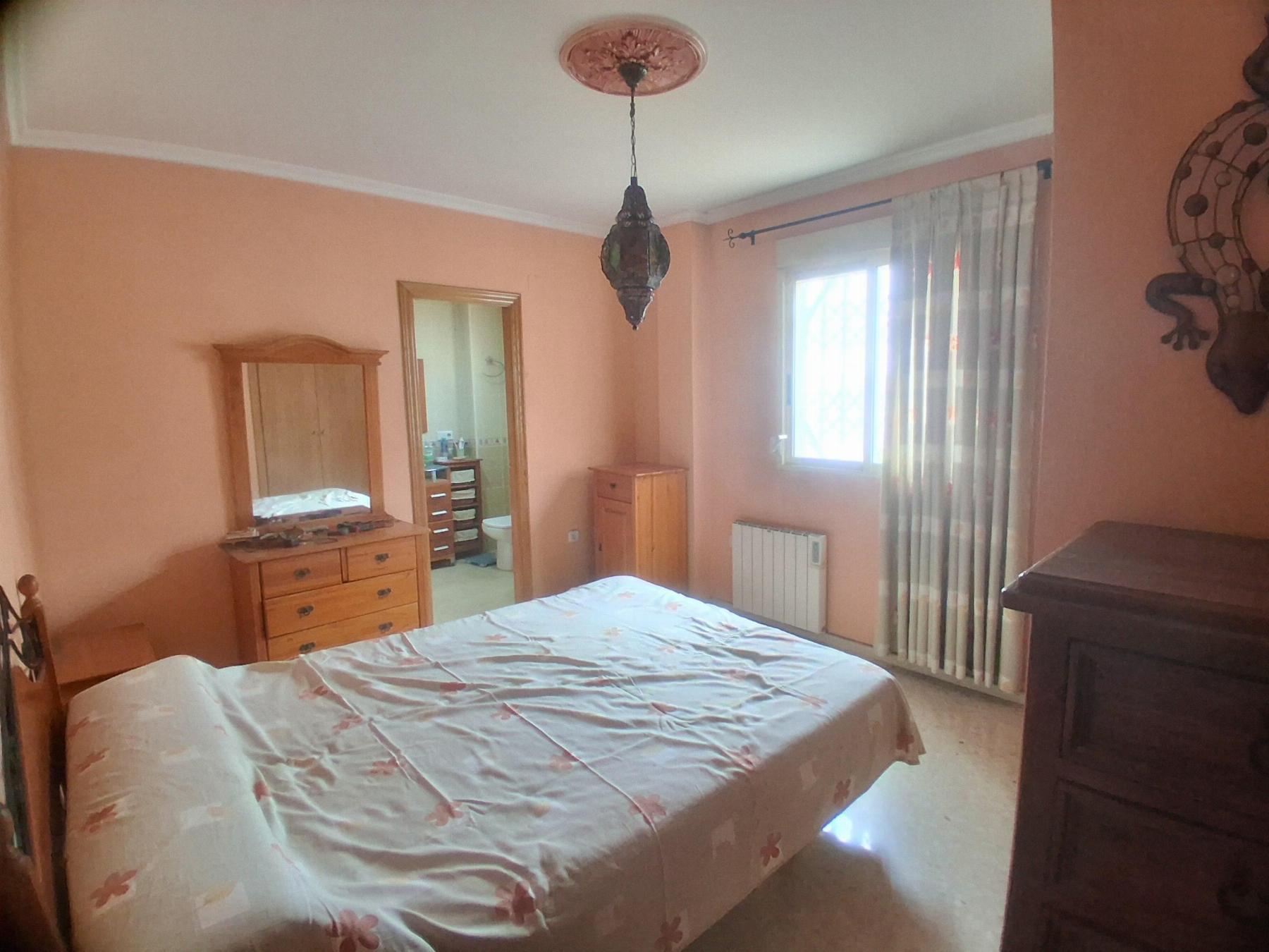 For sale of flat in Cheste