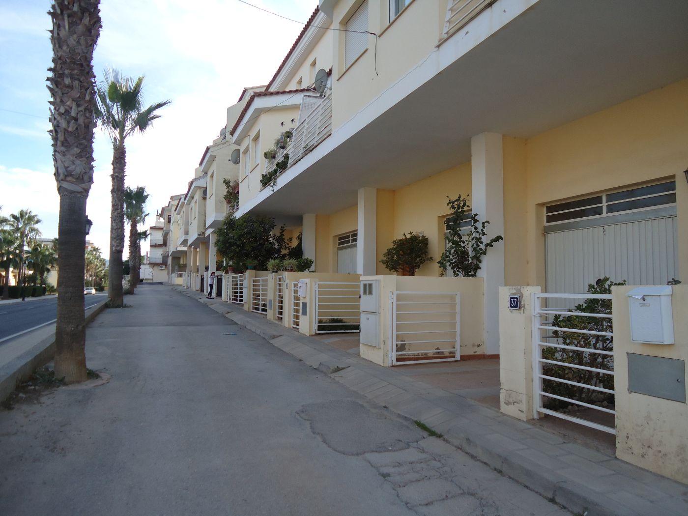 For sale of house in Macastre