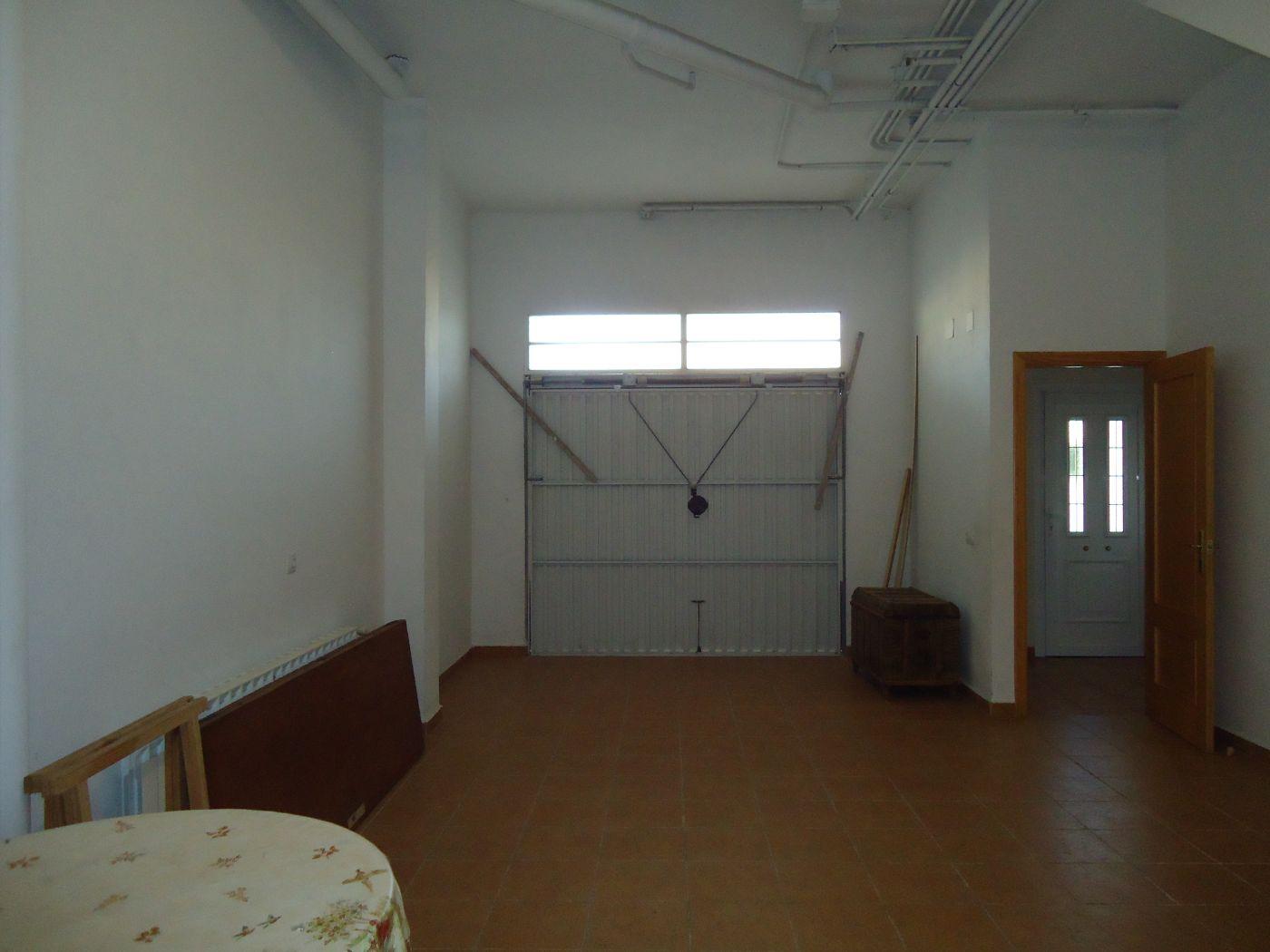 For sale of house in Macastre