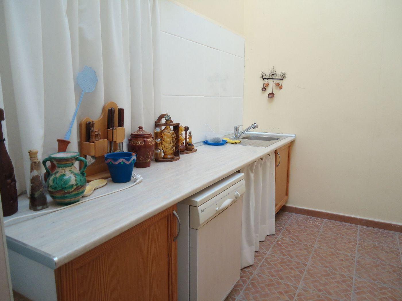 For sale of house in Macastre