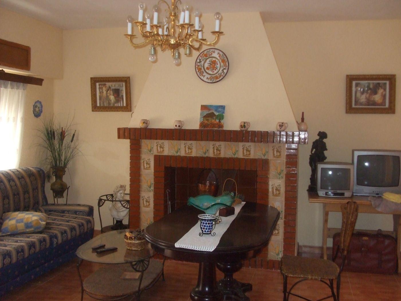 For sale of chalet in Godelleta