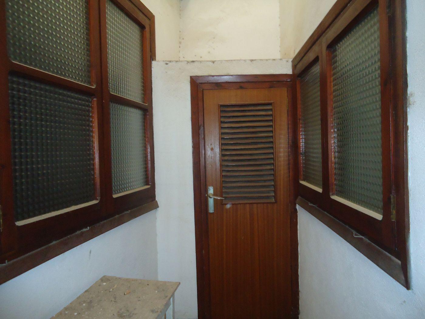 For sale of house in Chiva