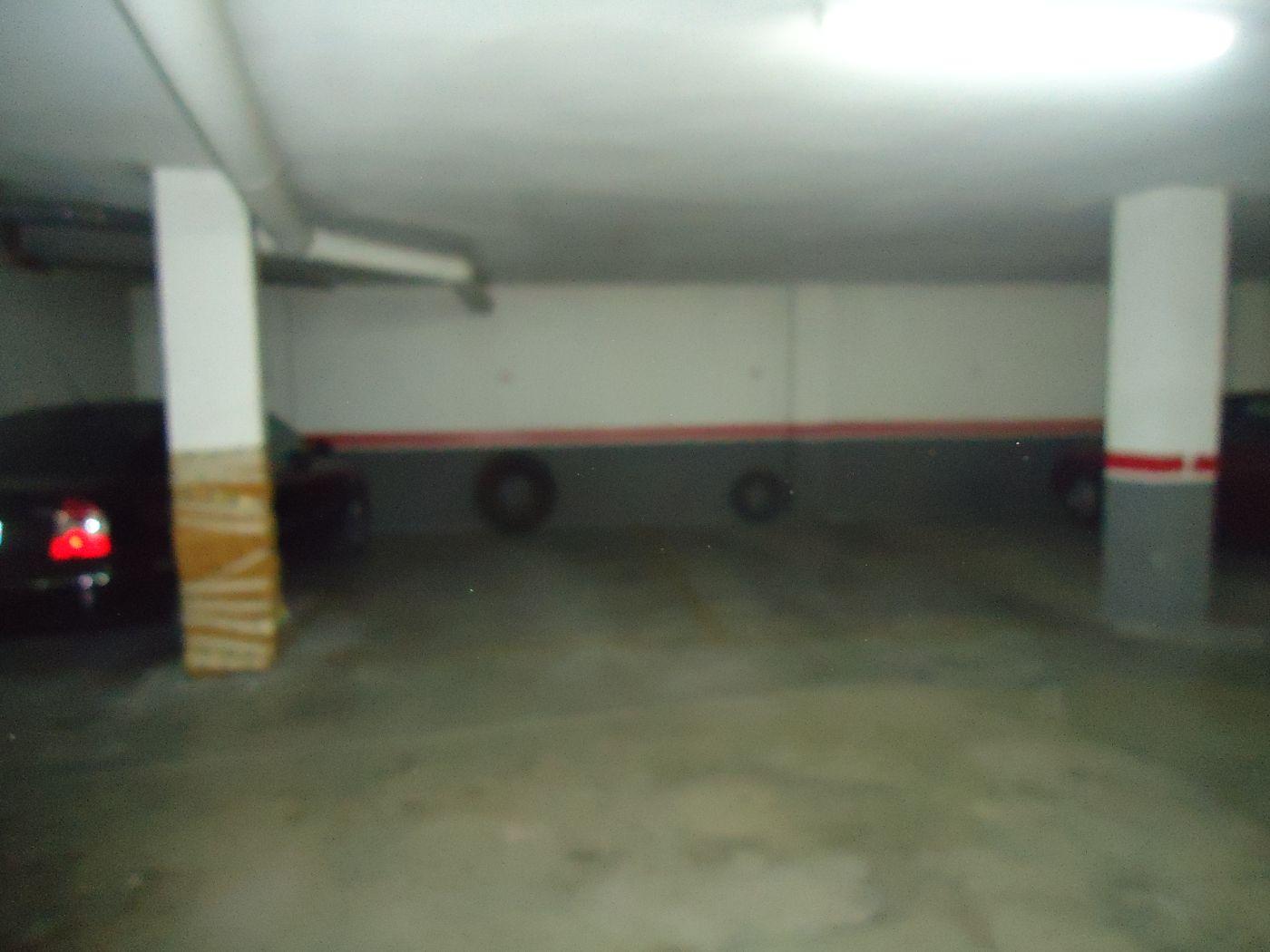 For rent of garage in Cheste