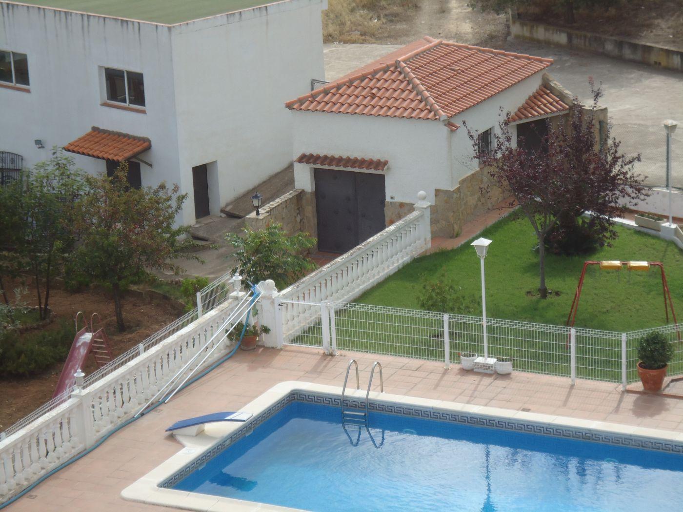 For sale of chalet in Chiva