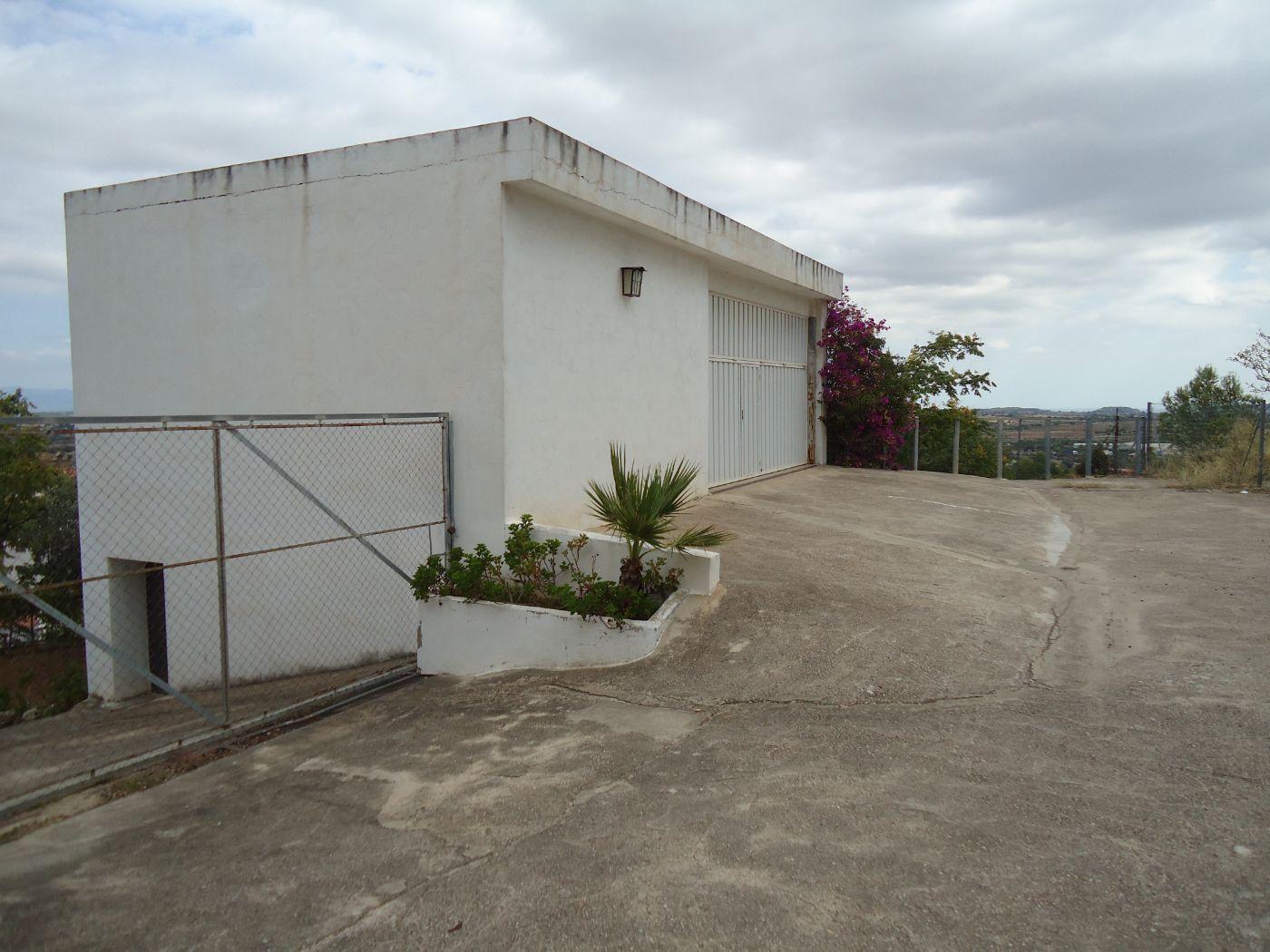 For sale of chalet in Chiva
