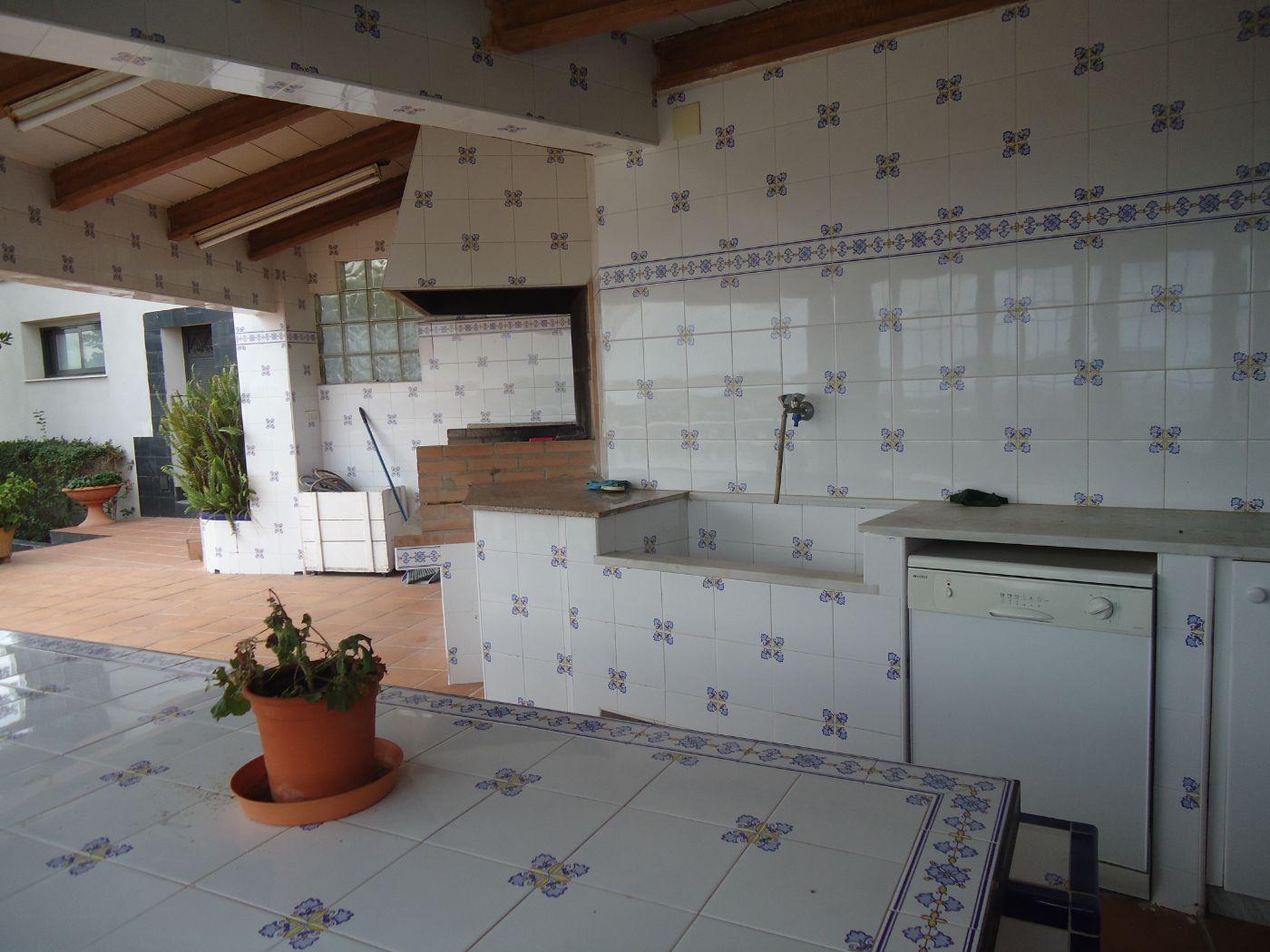 For sale of chalet in Chiva