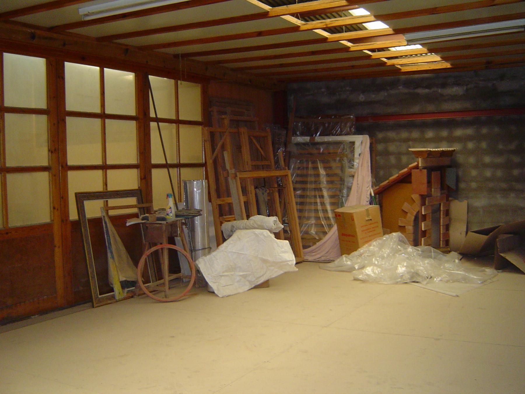 For rent of ground floor in Cheste