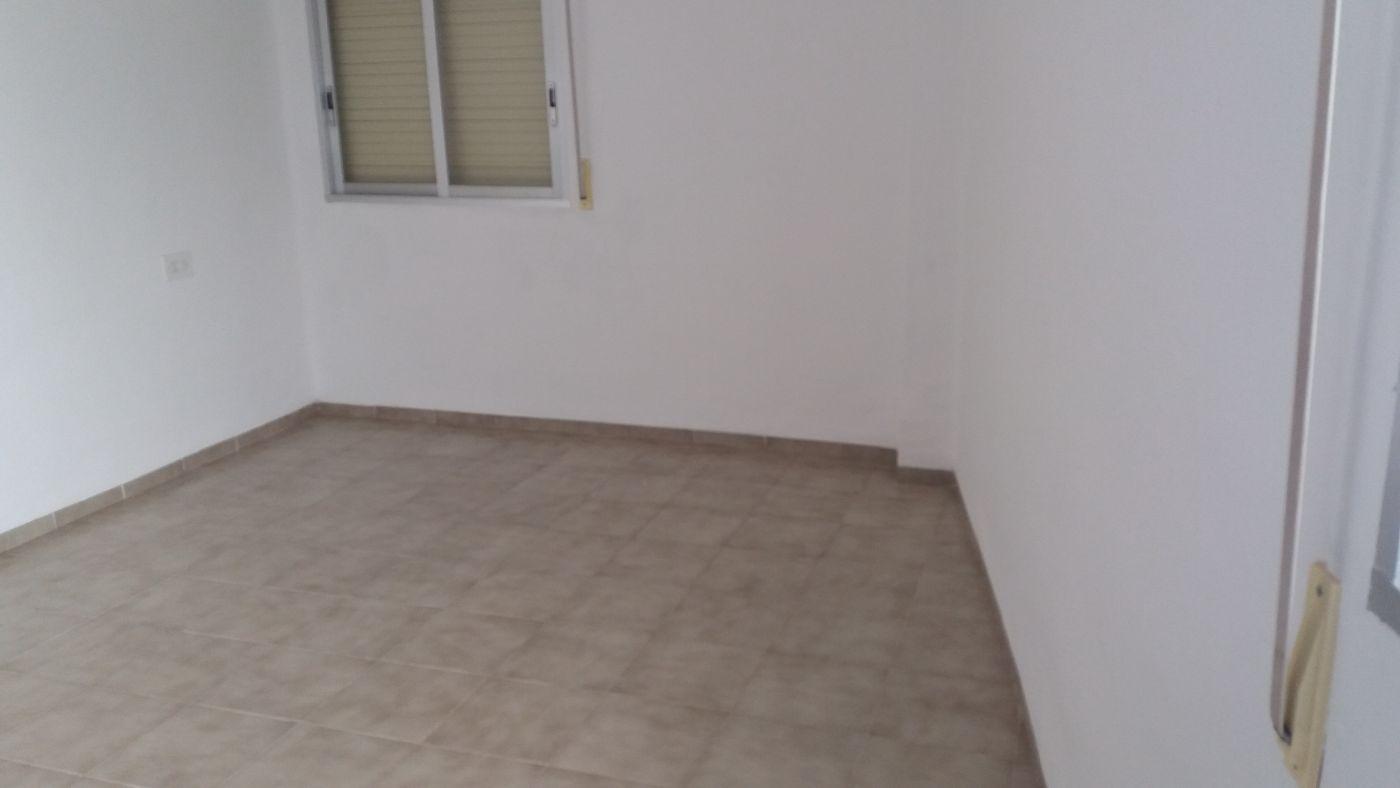 For sale of house in Dos Aguas