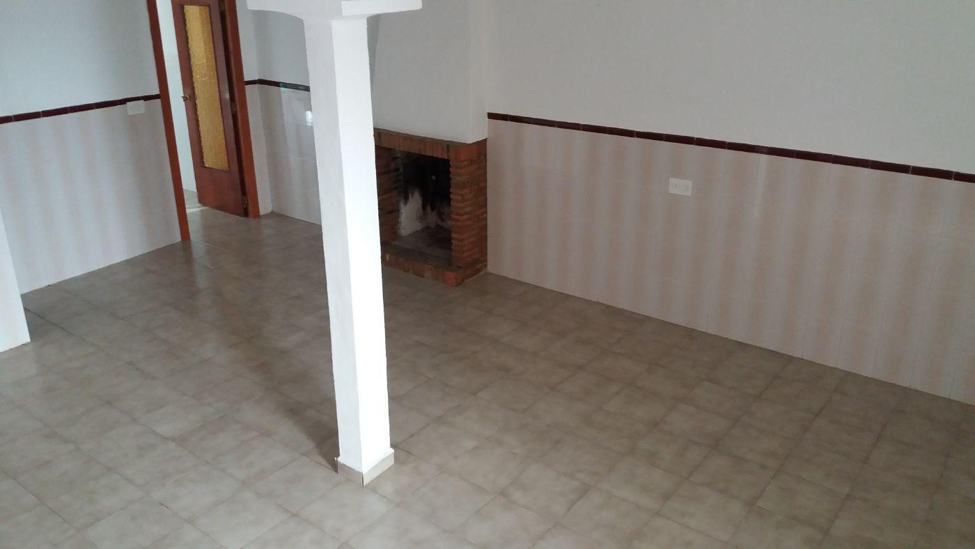 For sale of house in Dos Aguas