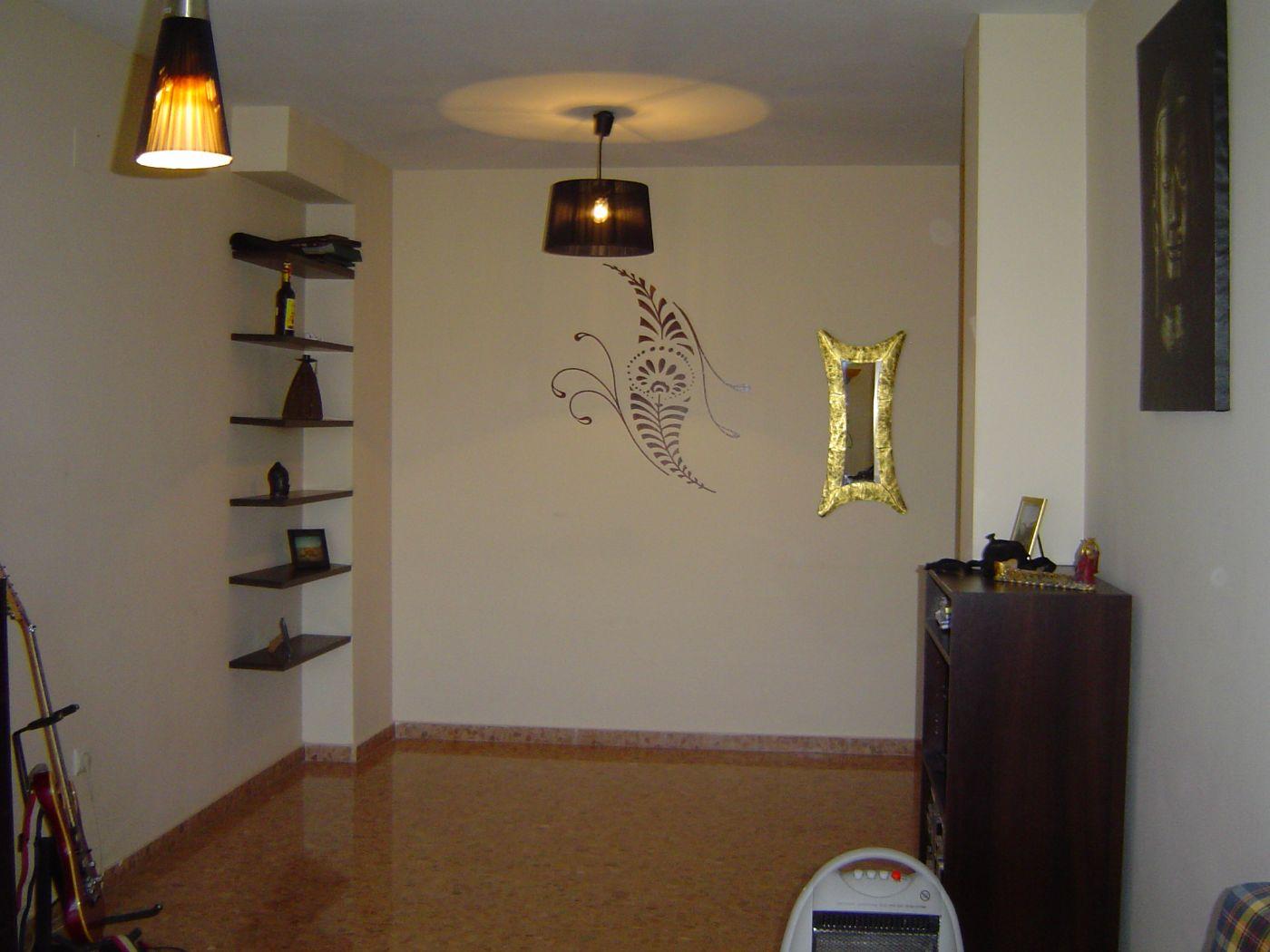 For sale of flat in Cheste