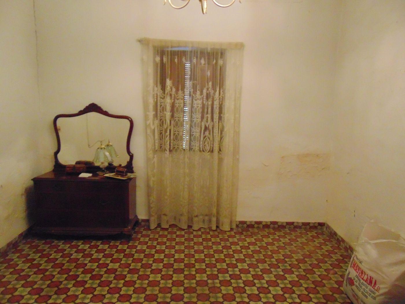 For sale of house in Chiva