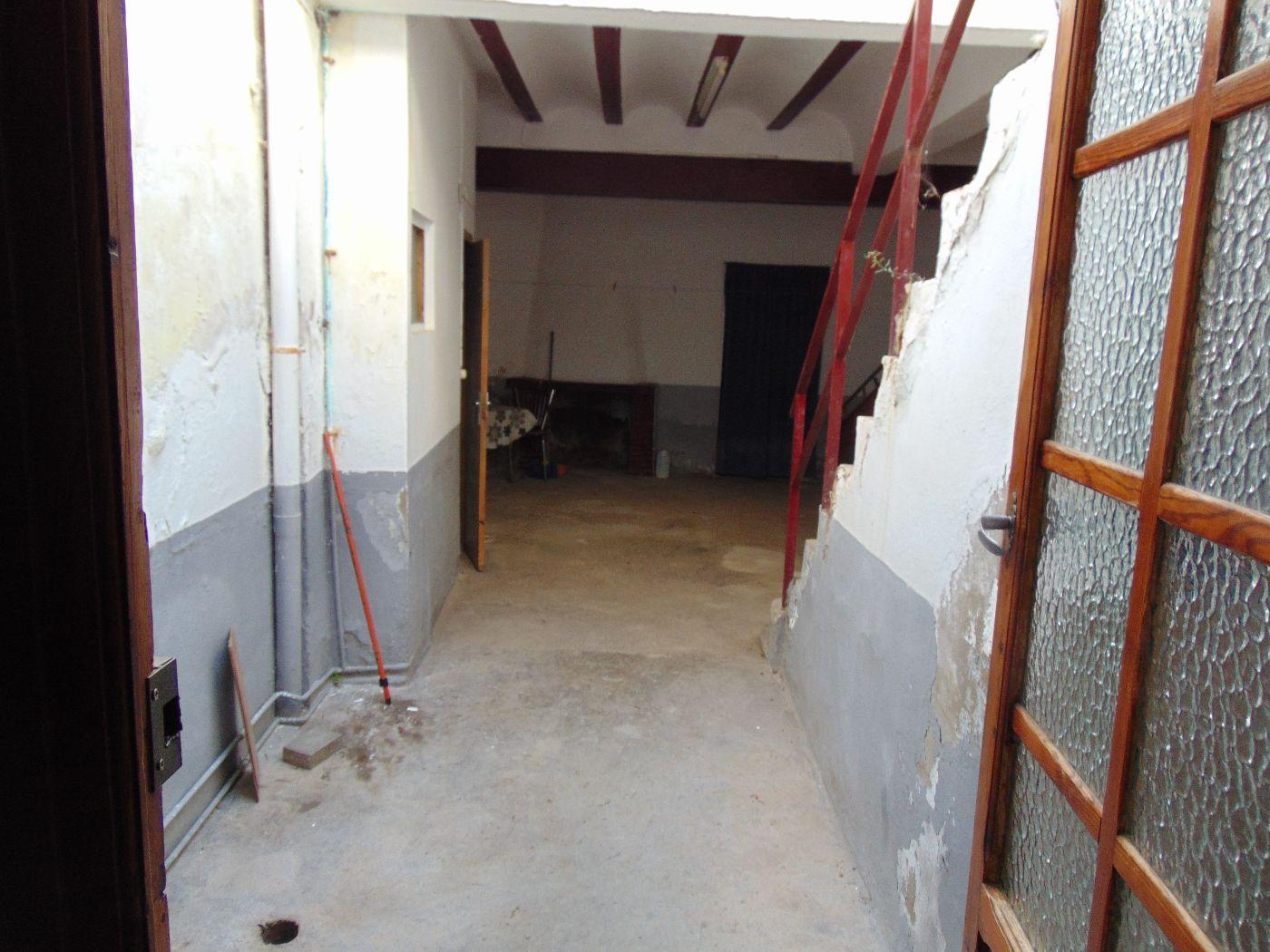 For sale of house in Chiva