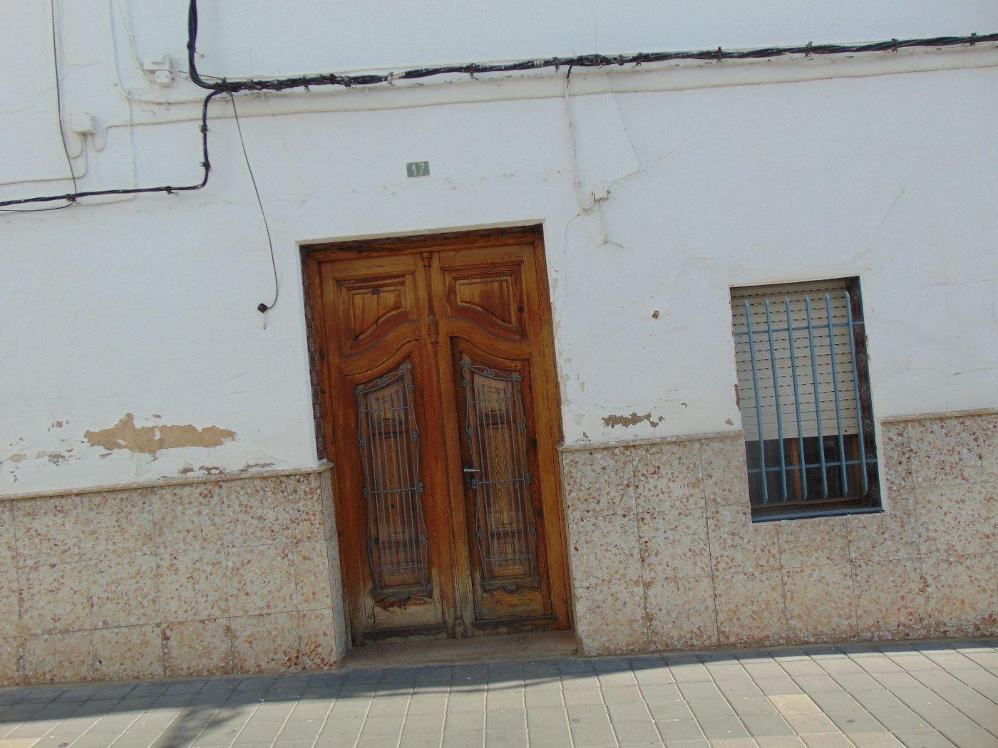 For sale of house in Chiva