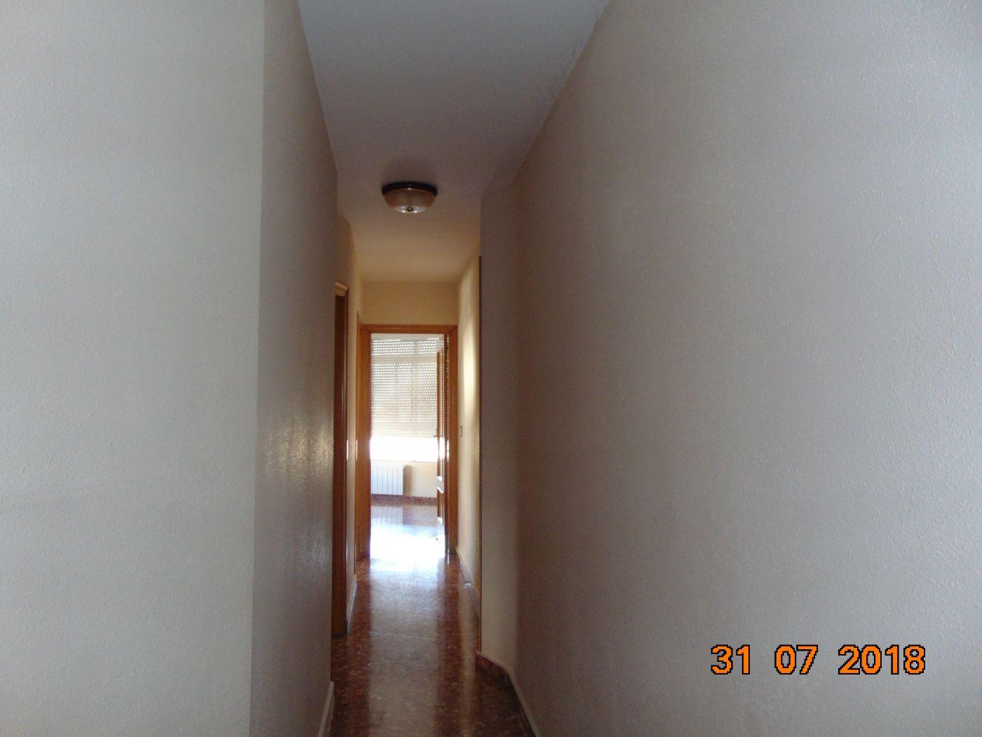 For sale of flat in Cheste