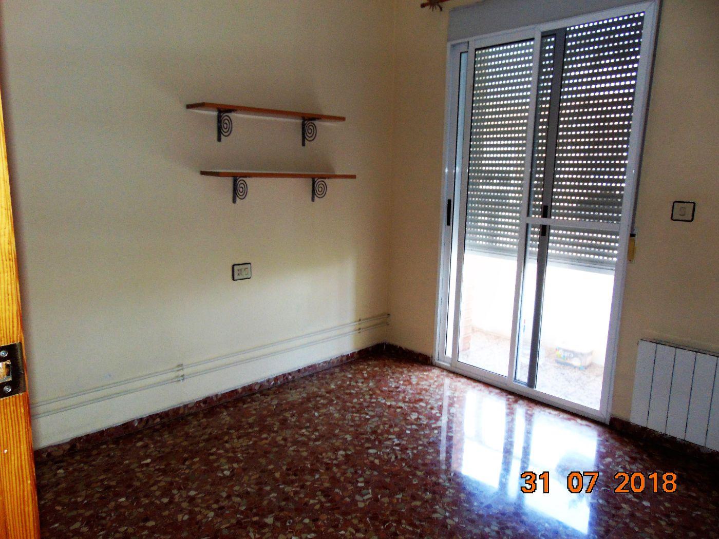 For sale of flat in Cheste