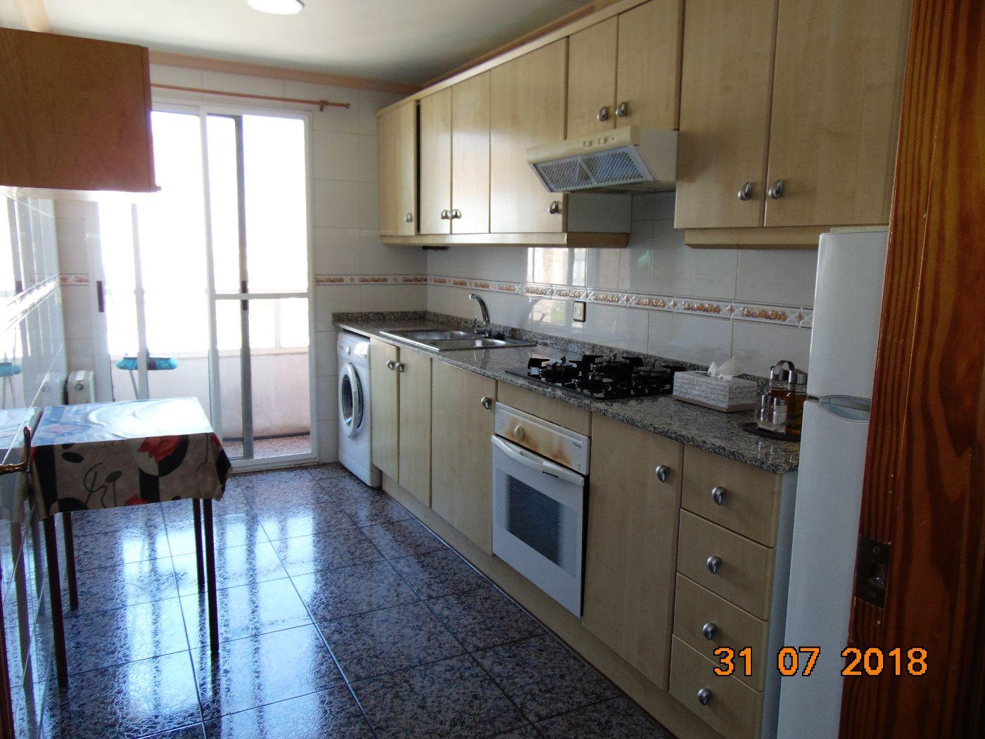 For sale of flat in Cheste