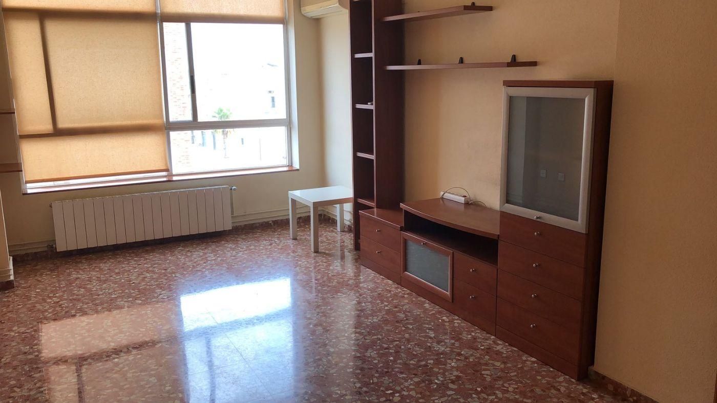 For sale of flat in Cheste