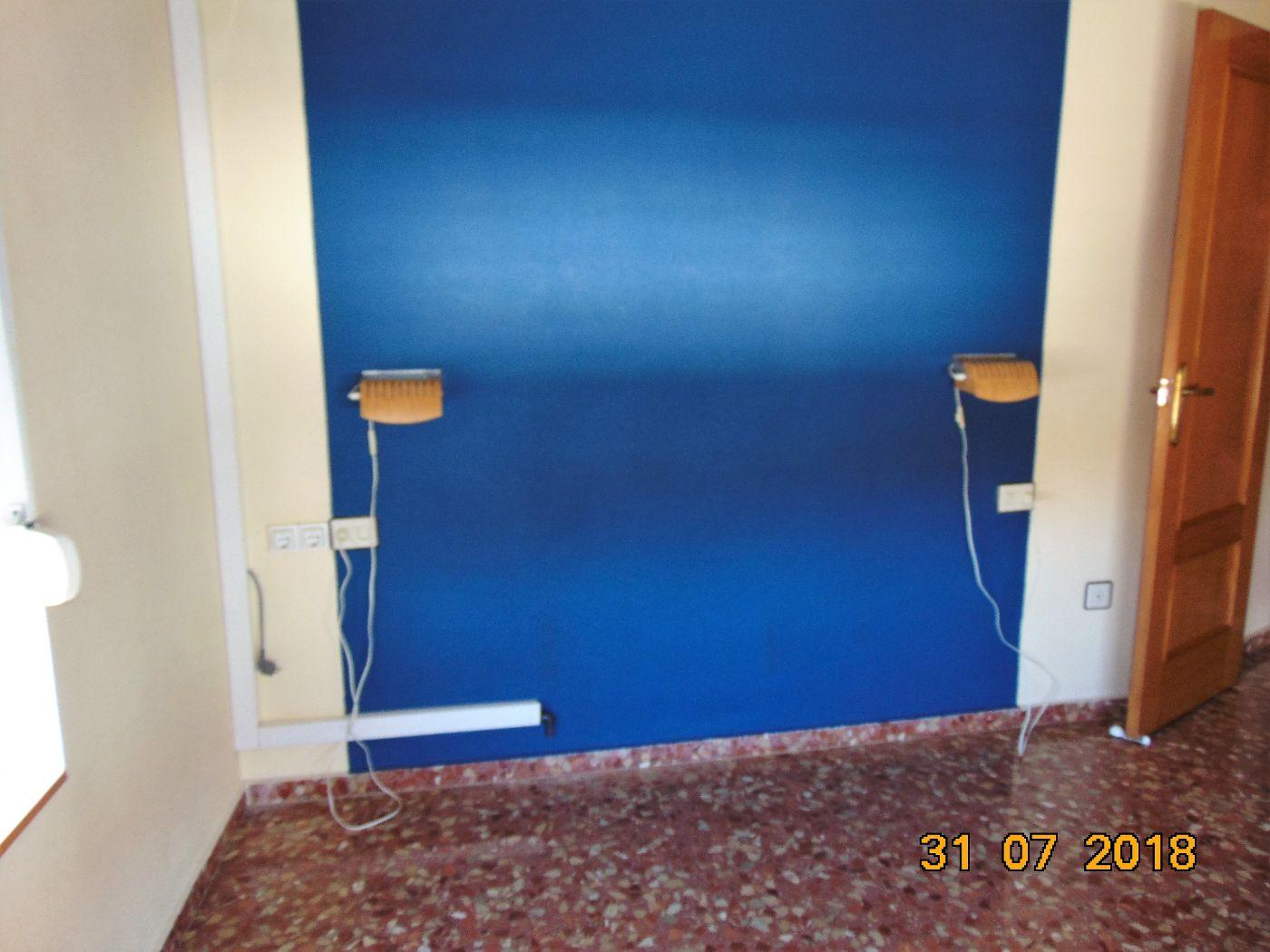 For sale of flat in Cheste