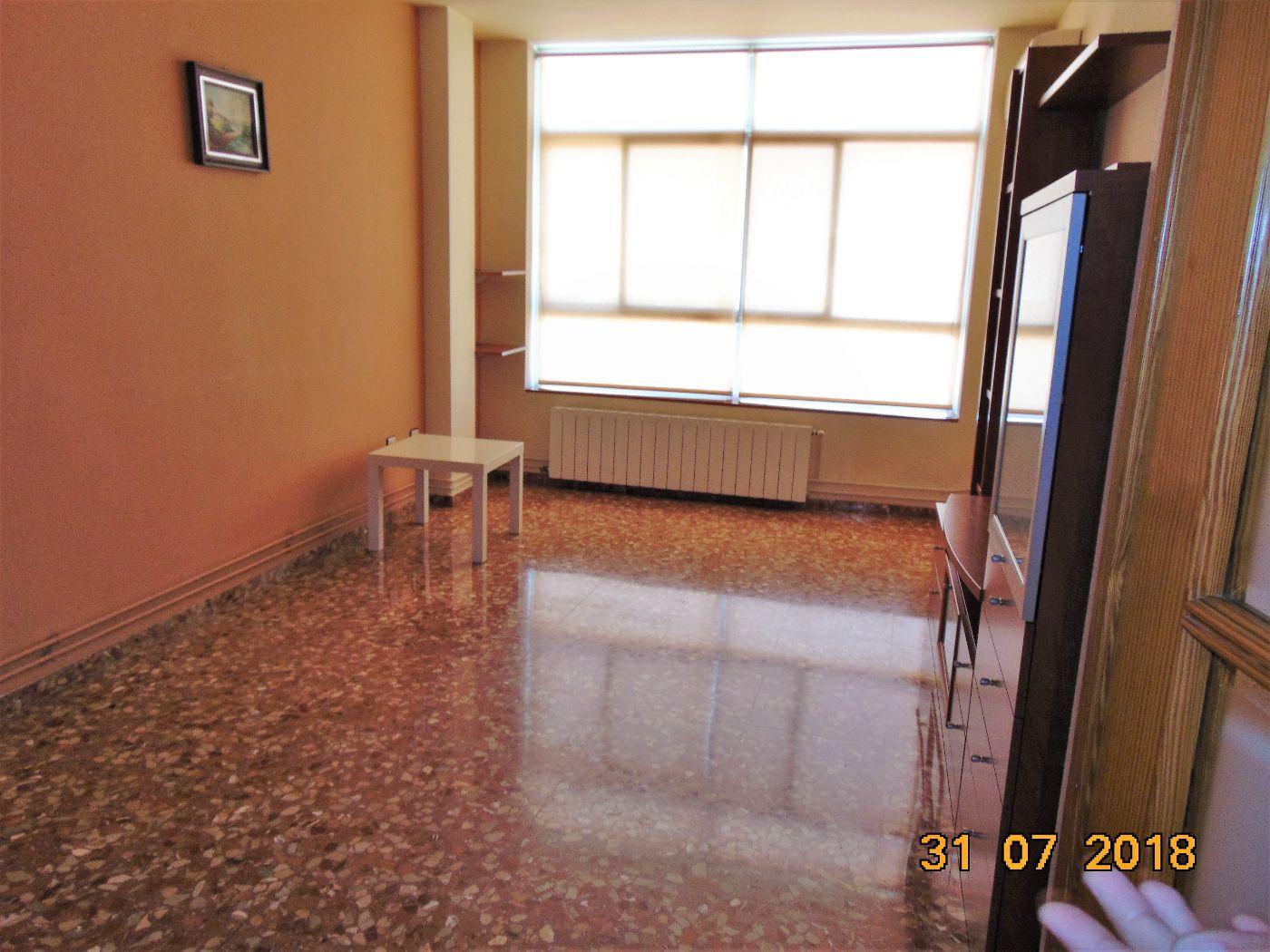 For sale of flat in Cheste