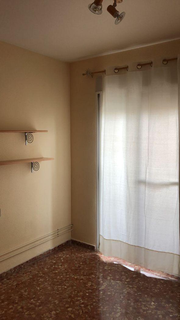 For sale of flat in Cheste