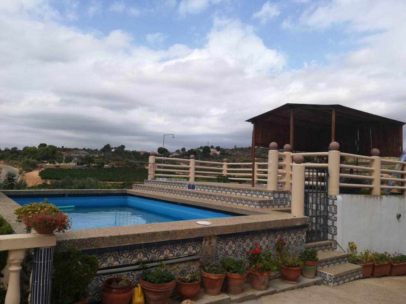 For sale of chalet in Cheste